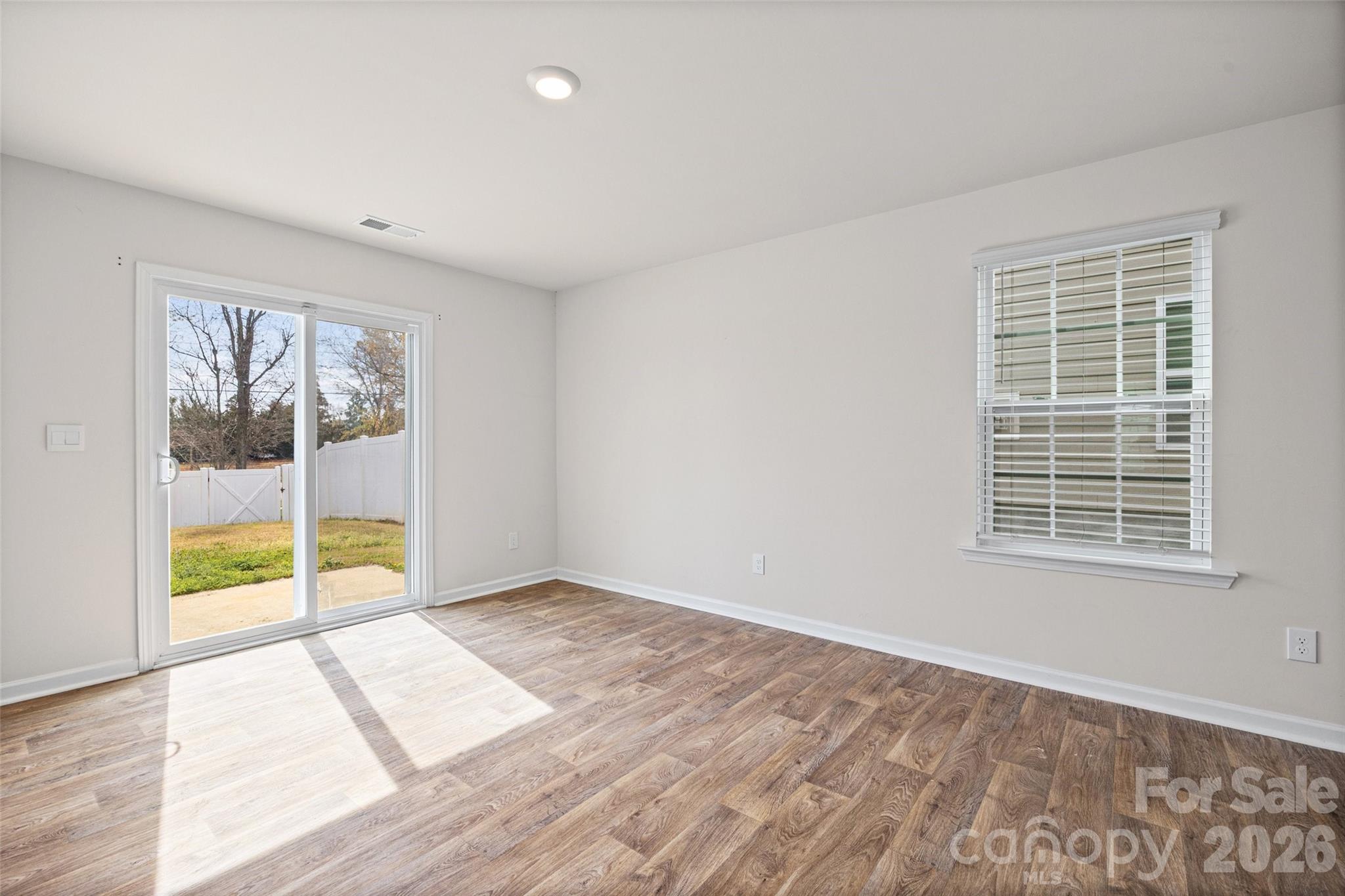 2120 Redstone Drive Property Photo 11
