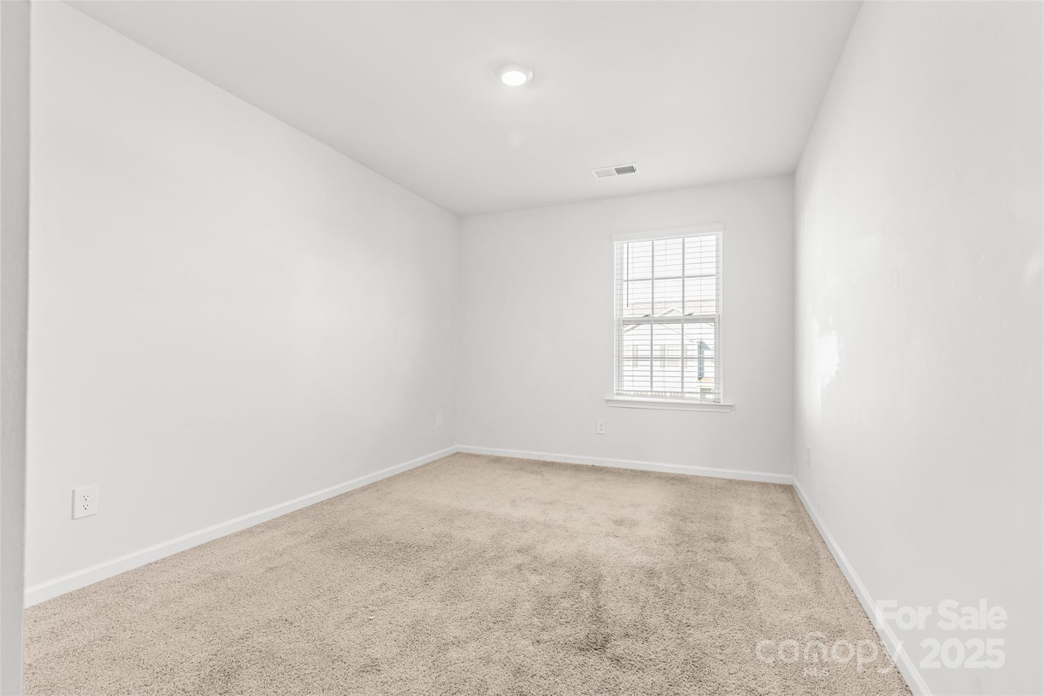 2120 Redstone Drive Property Photo 12