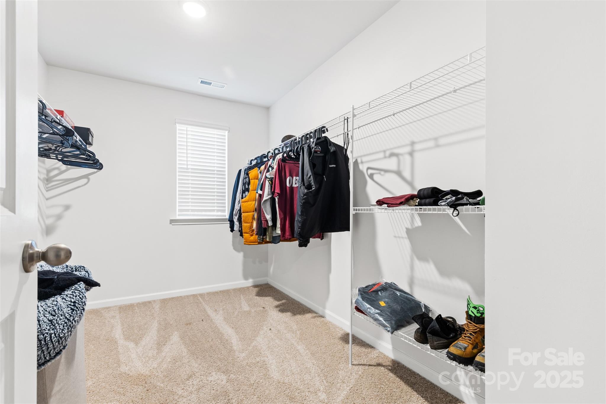 2120 Redstone Drive Property Photo 15