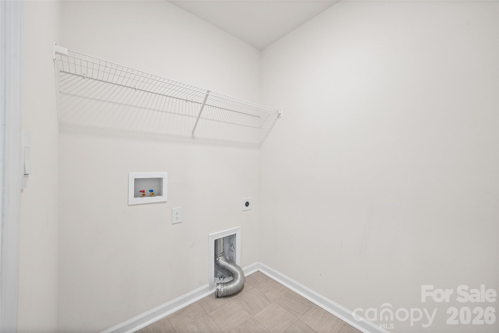 2120 Redstone Drive Property Photo 18