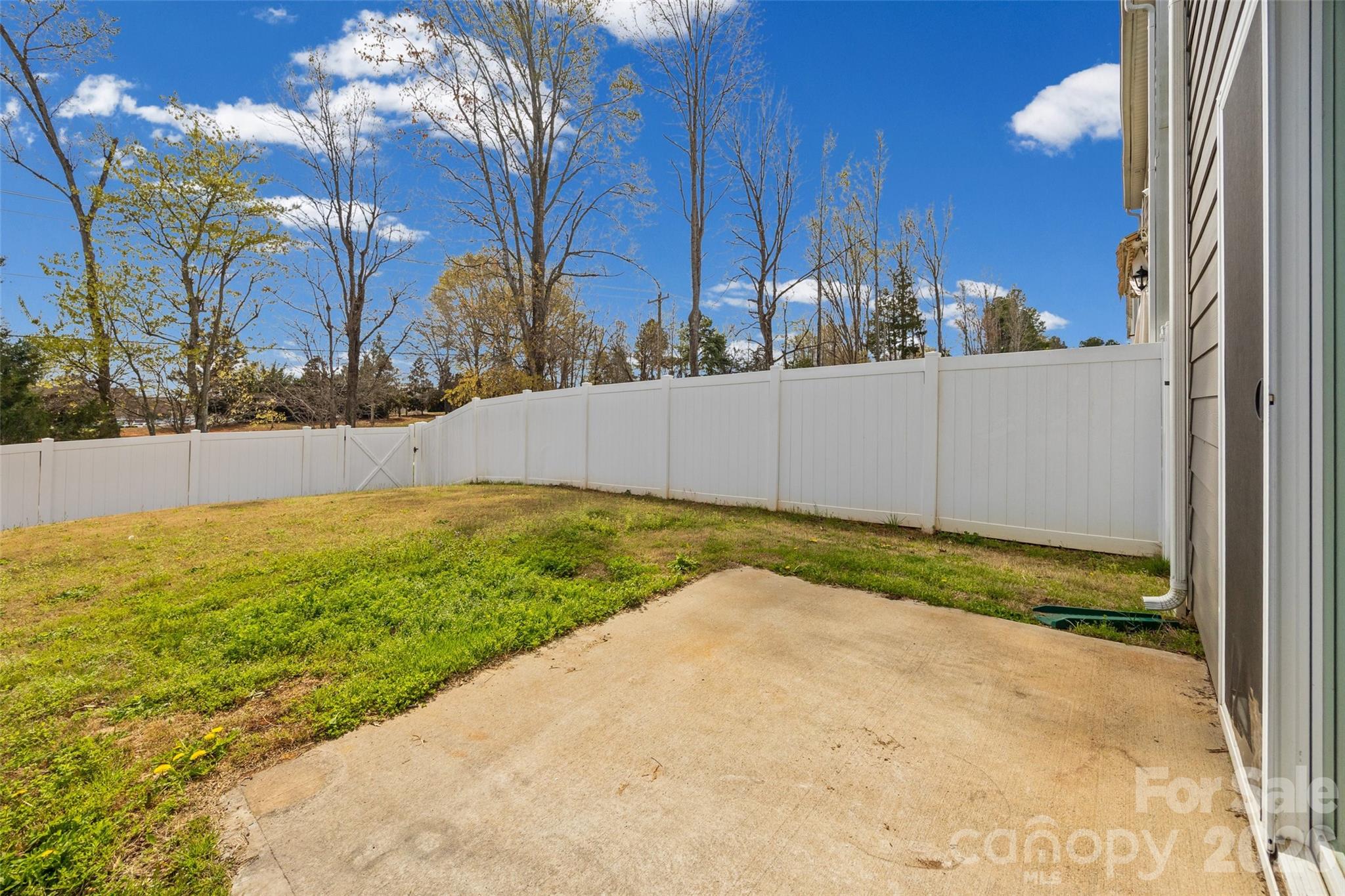 2120 Redstone Drive Property Photo 23