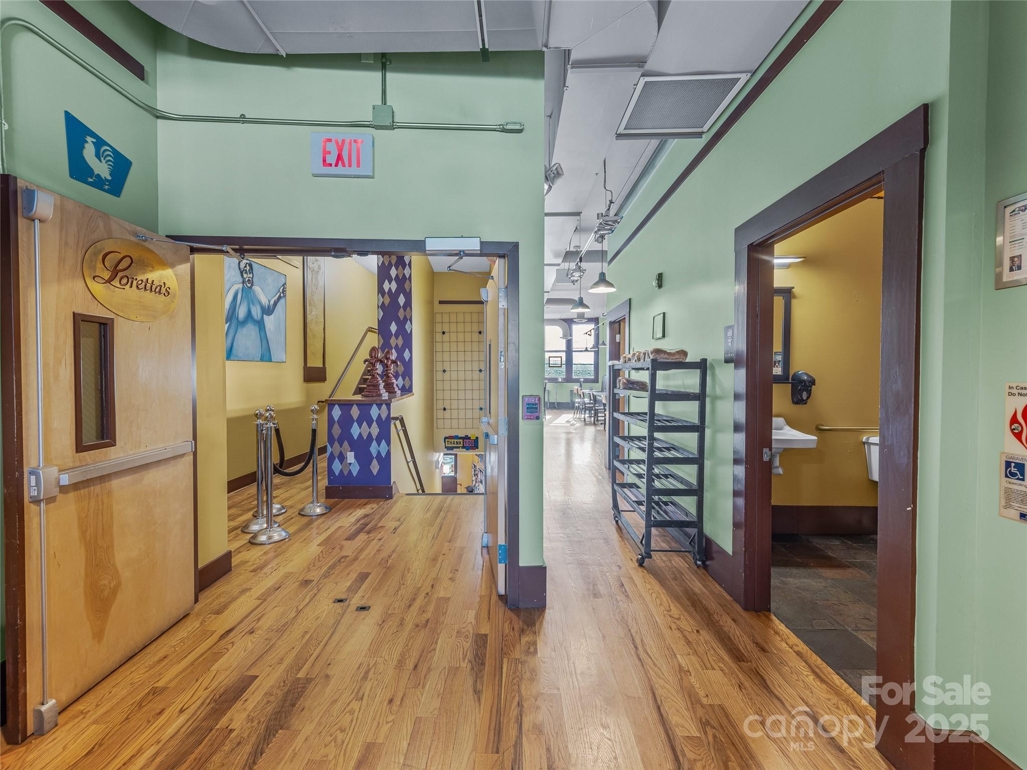 114 N Lexington Avenue Property Photo 16
