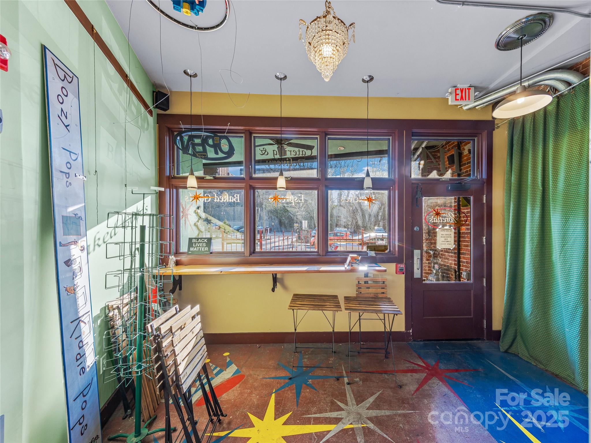 114 N Lexington Avenue Property Photo 37
