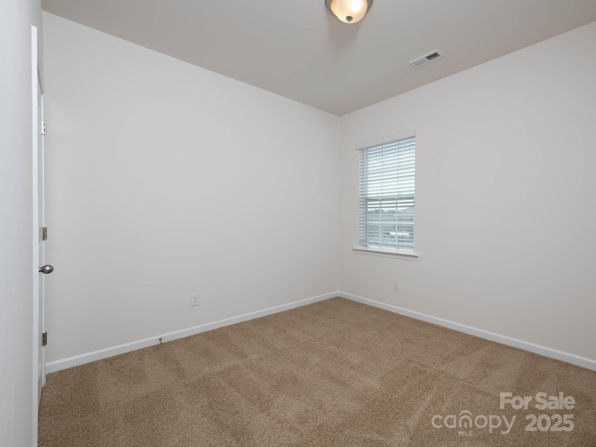 170 Atwater Landing Drive Property Photo 22