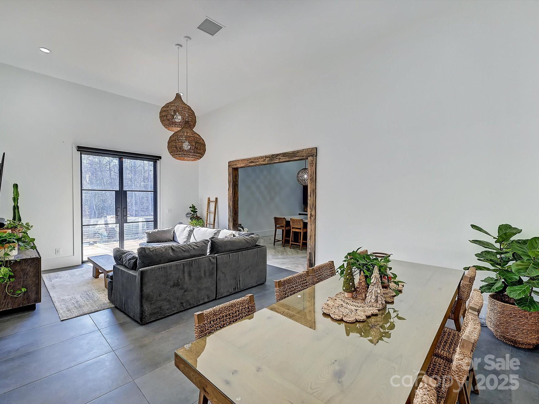 1525 Shinnville Road Property Photo 19