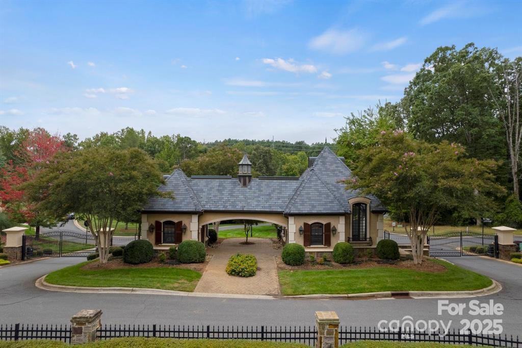 1029 Glade Spring Court Property Photo