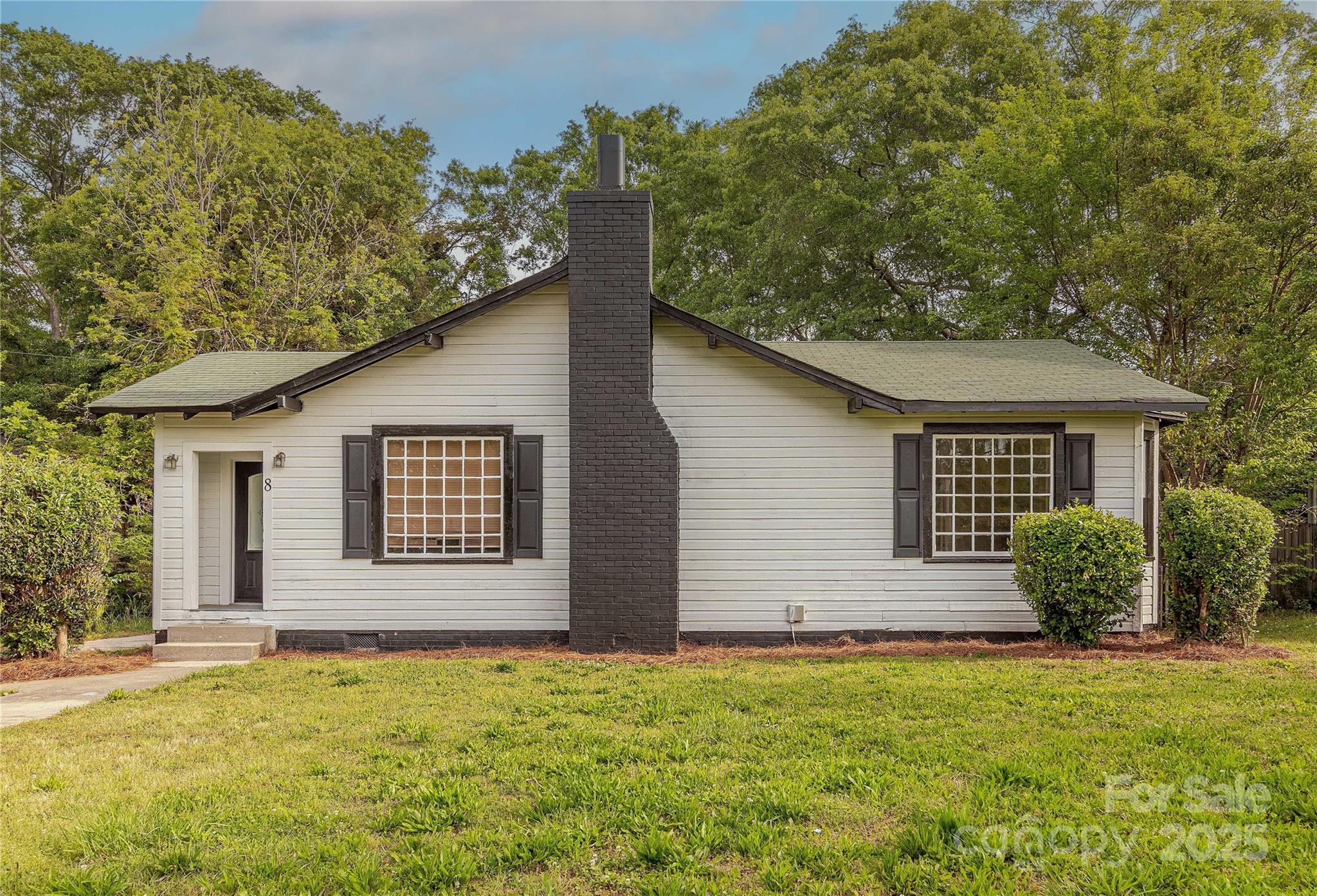 8 Bolt Drive Property Photo