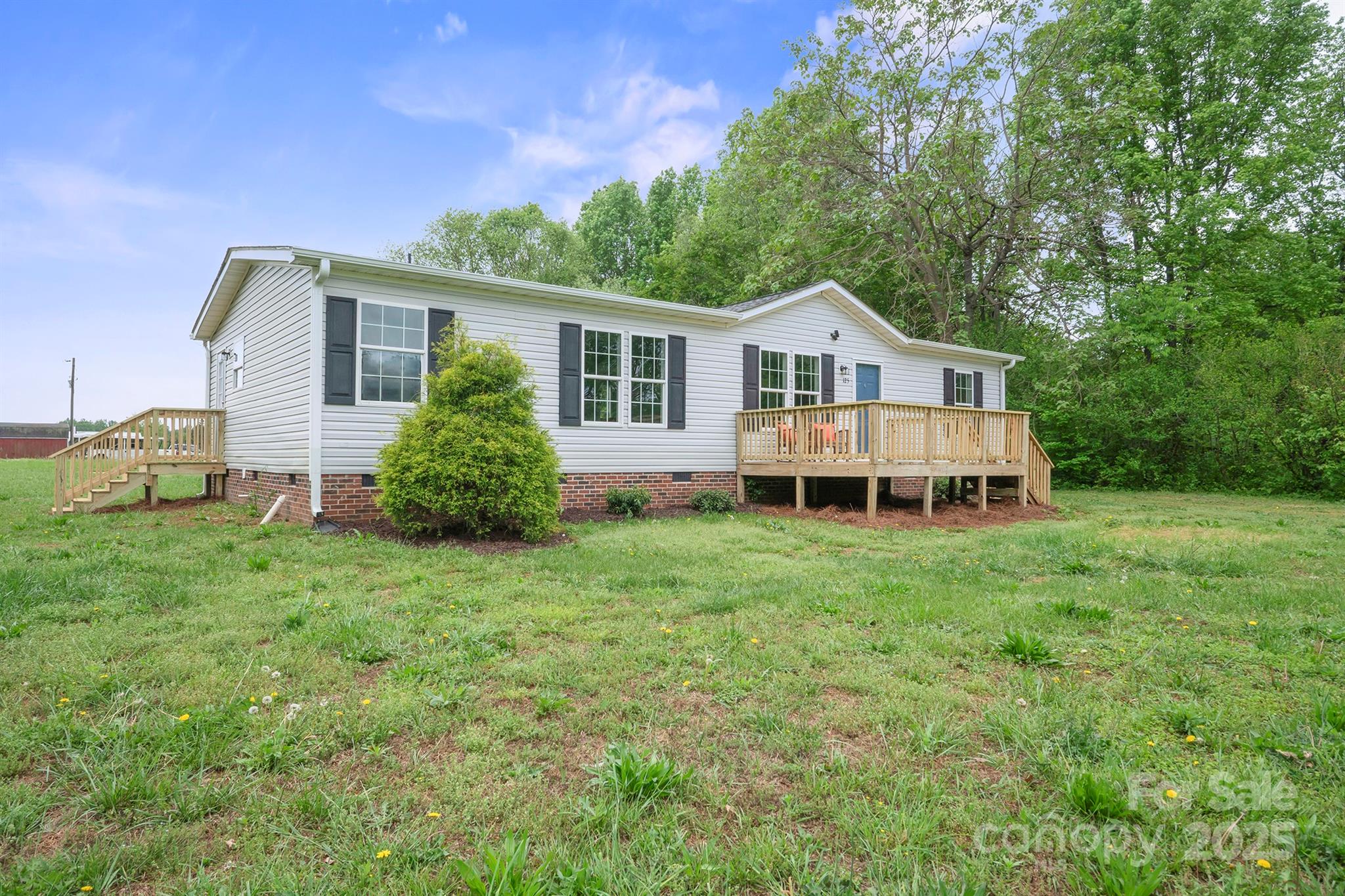 125 Rocky Point Property Photo