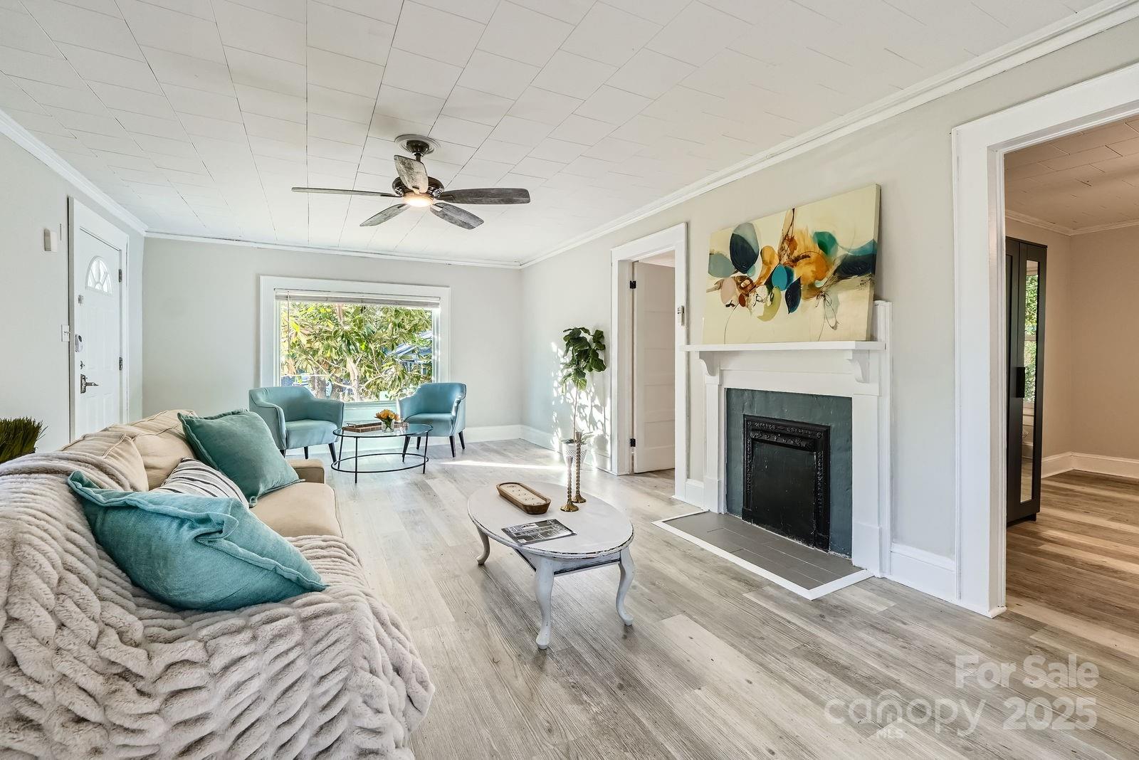 828 Richard Avenue Property Photo 1