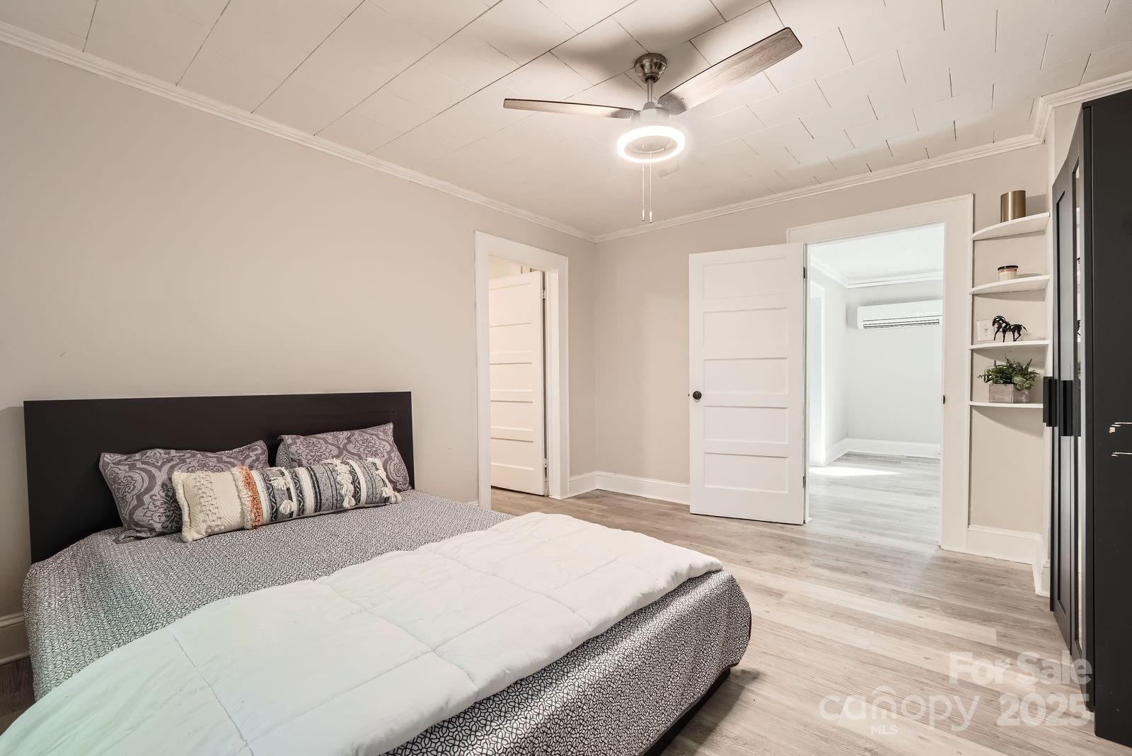 828 Richard Avenue Property Photo 8