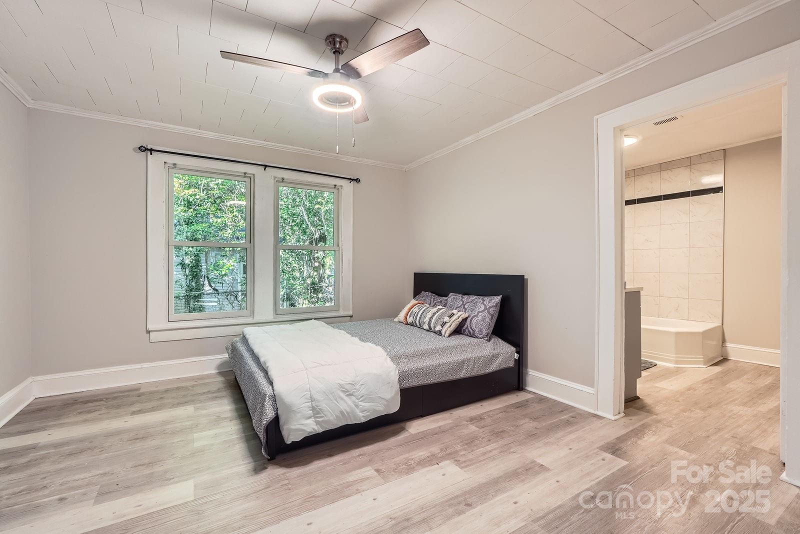 828 Richard Avenue Property Photo 9