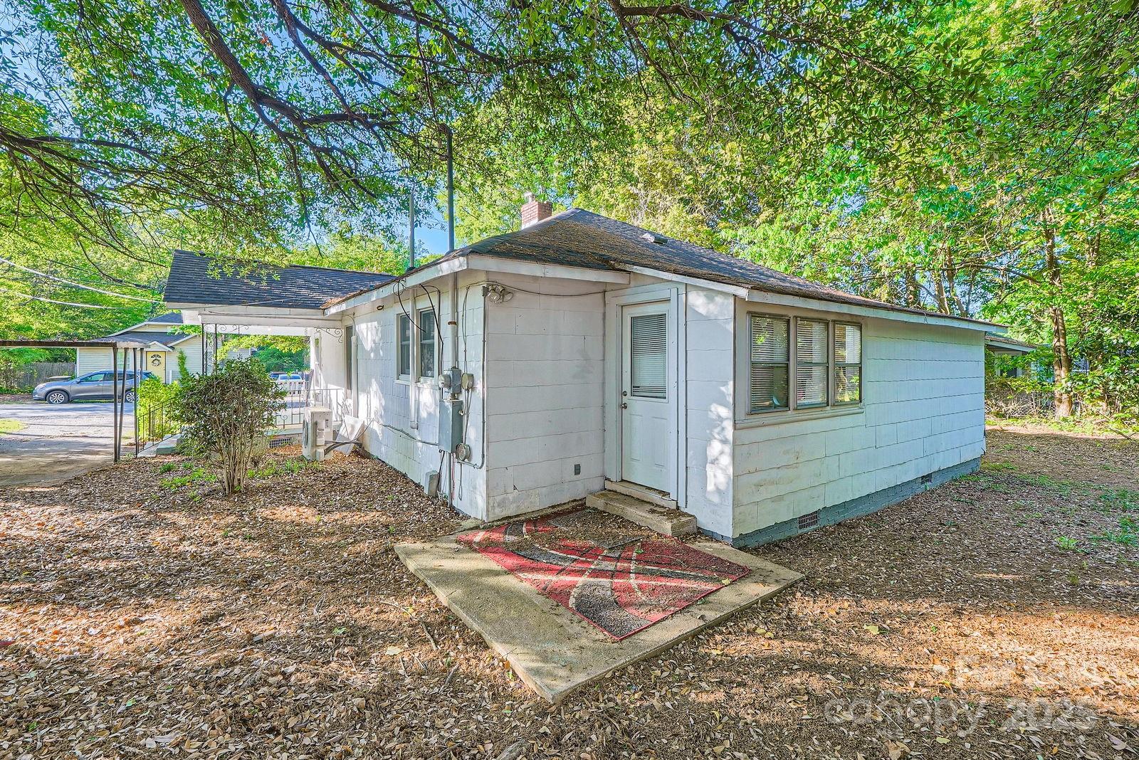 828 Richard Avenue Property Photo 22