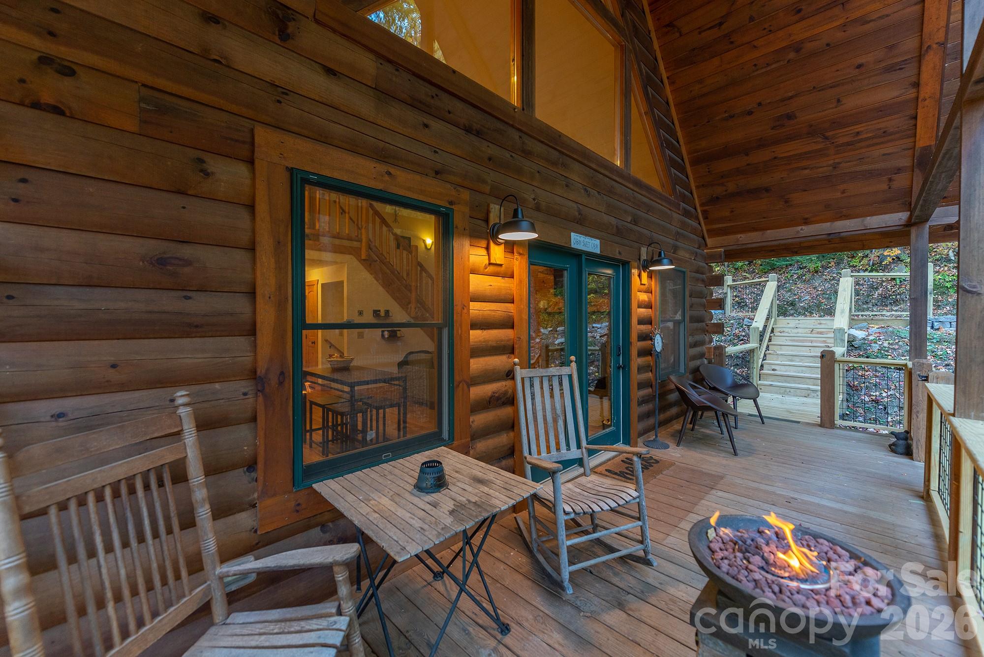 100 Candlemaker Trail Property Photo 22