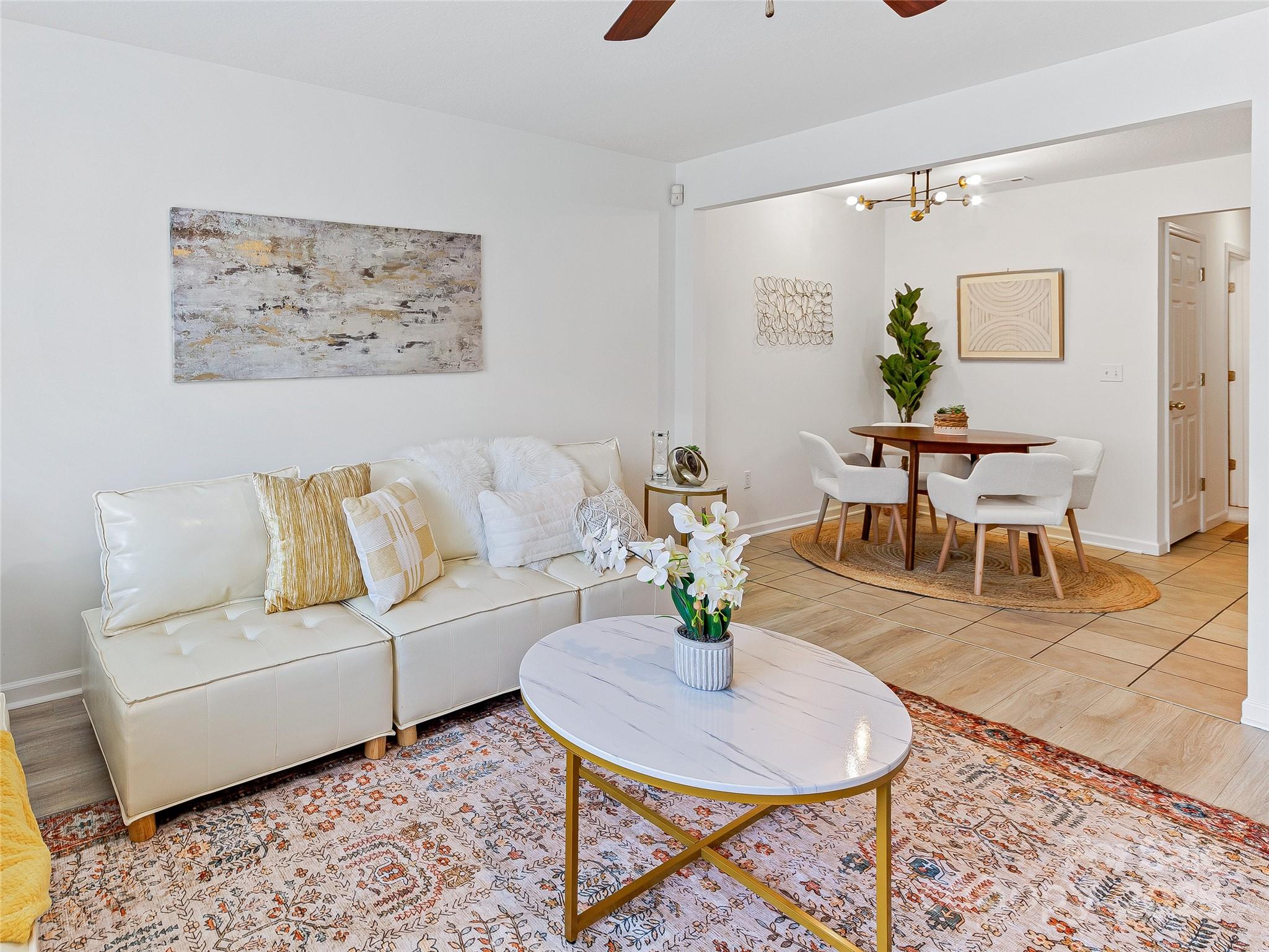 30 Rotunda Circle Property Photo 5