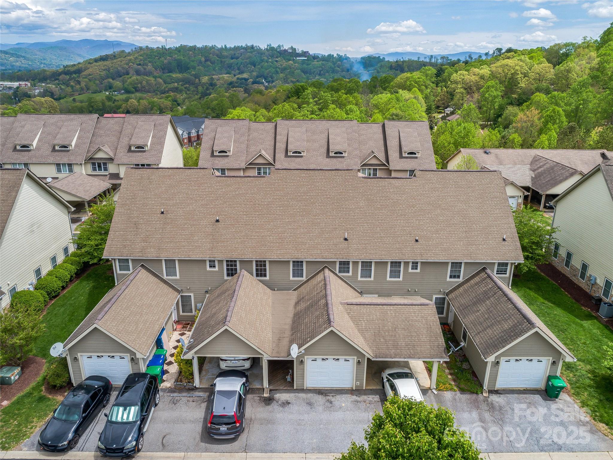 30 Rotunda Circle Property Photo 20