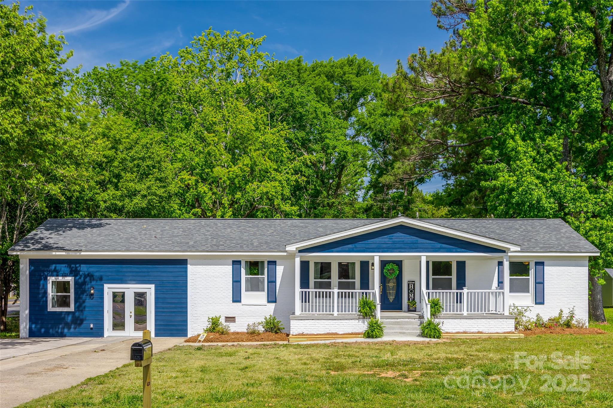 1090 Bowser Street Property Photo