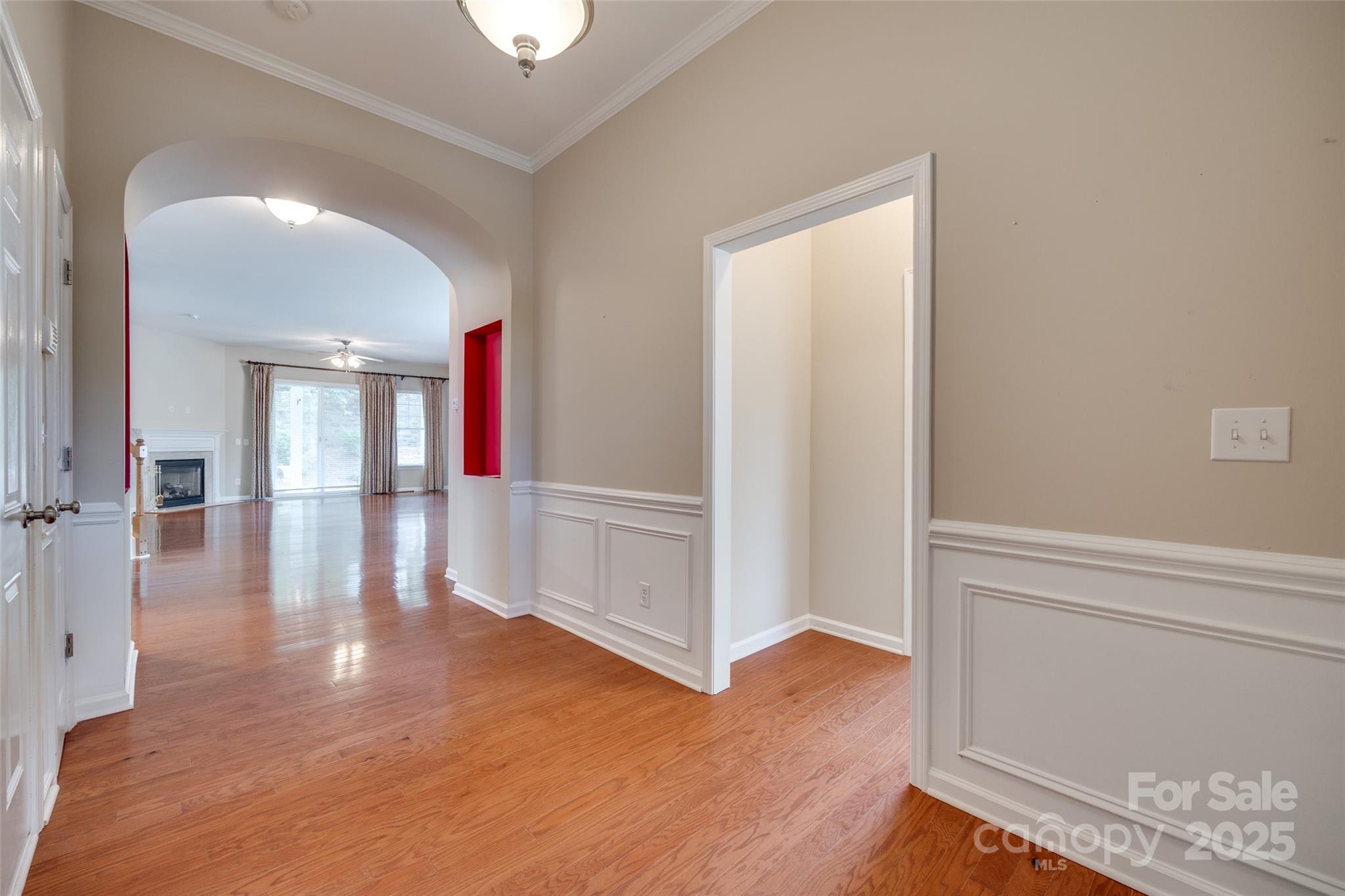 1033 Knob Creek Lane Property Photo 5