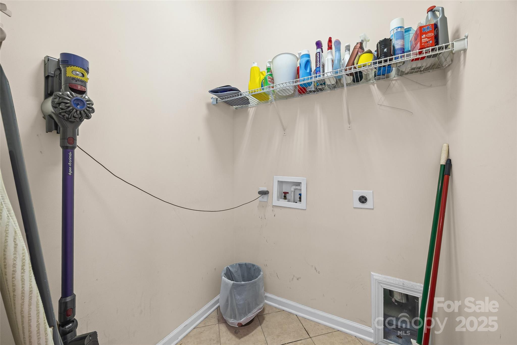 1033 Knob Creek Lane Property Photo 29