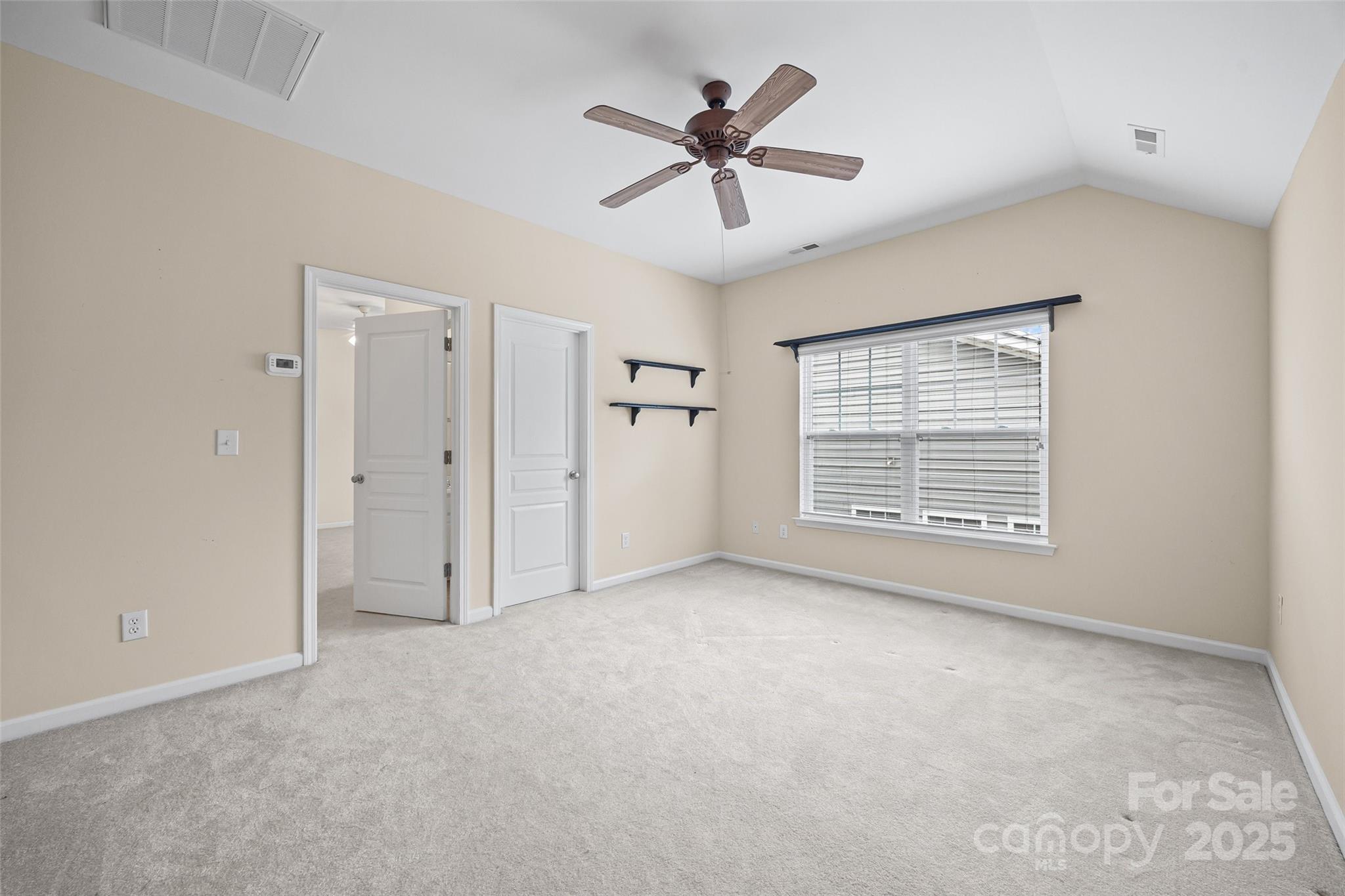 1033 Knob Creek Lane Property Photo 33