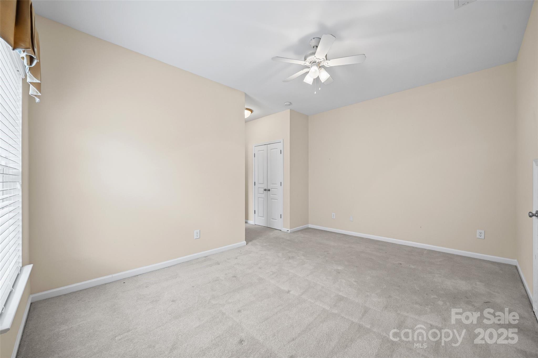 1033 Knob Creek Lane Property Photo 35