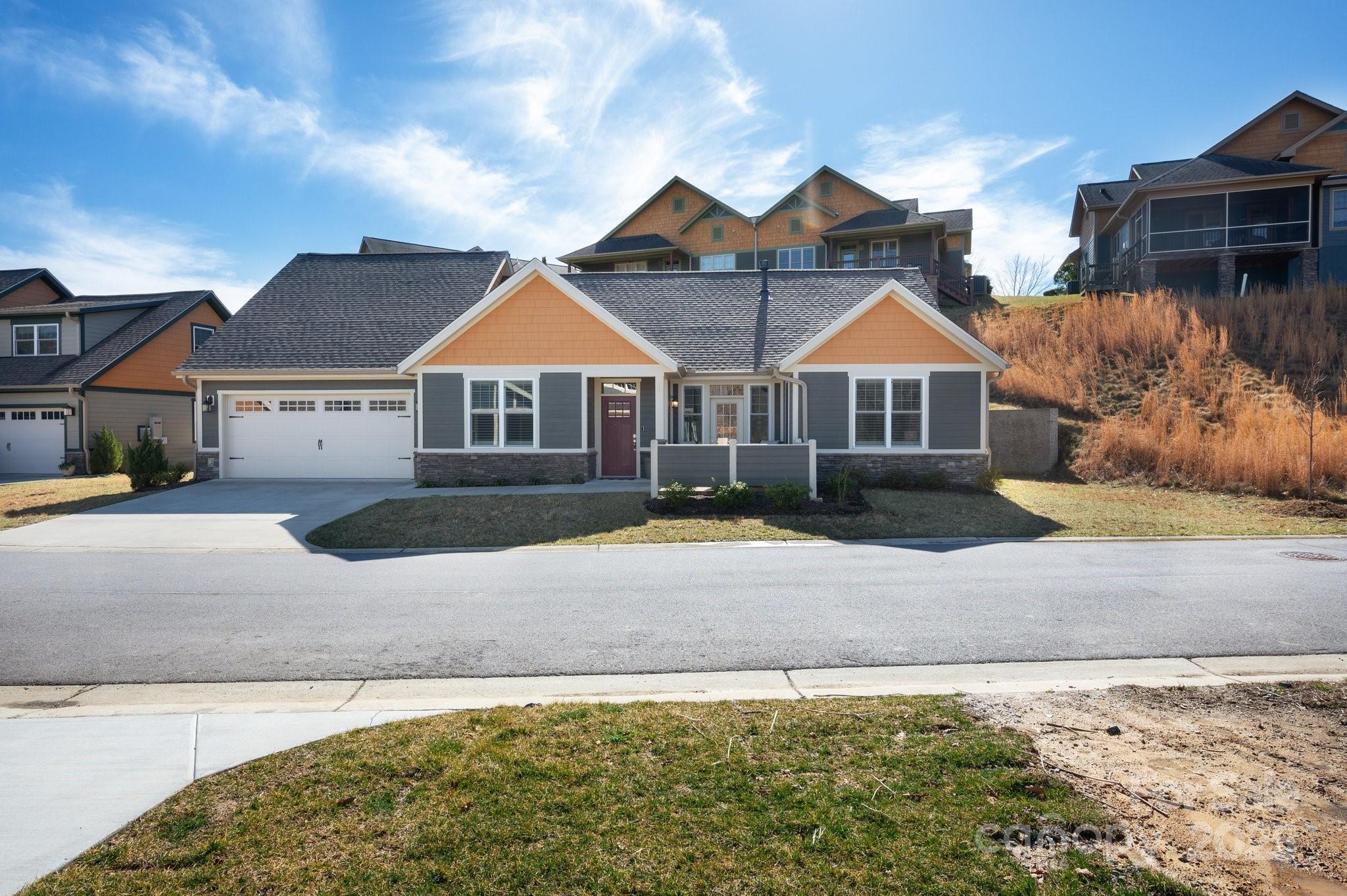 76 Creekside View Drive Property Photo