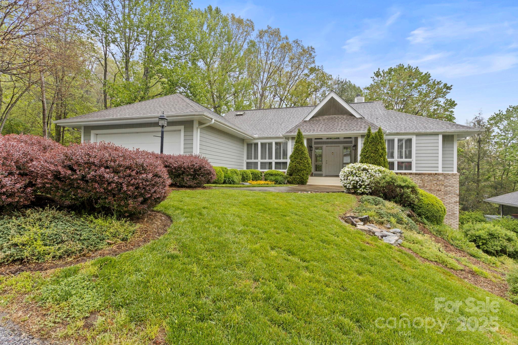 111 Broadmoor Drive Property Photo