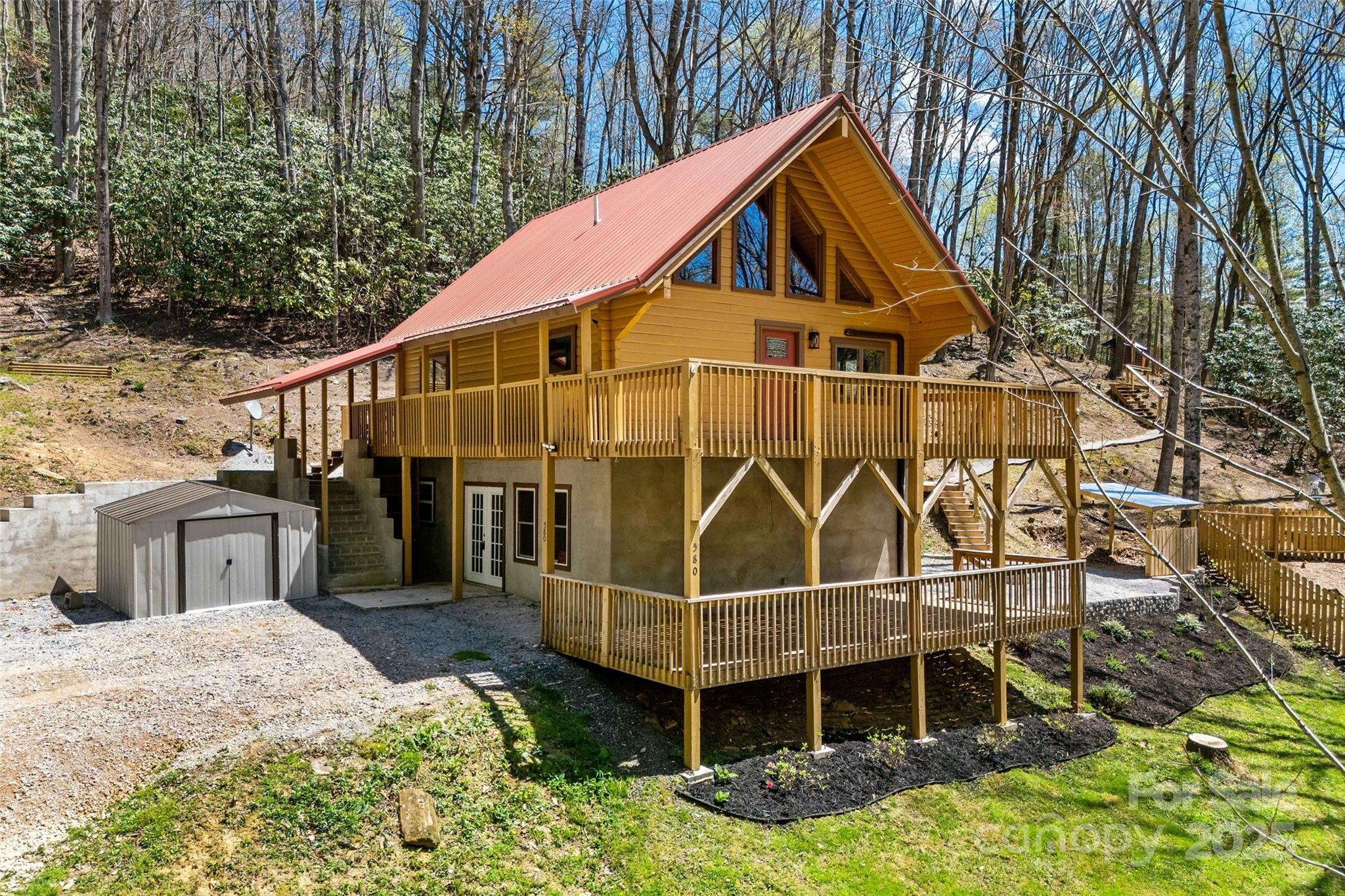 580 Red Dirt Road Property Photo