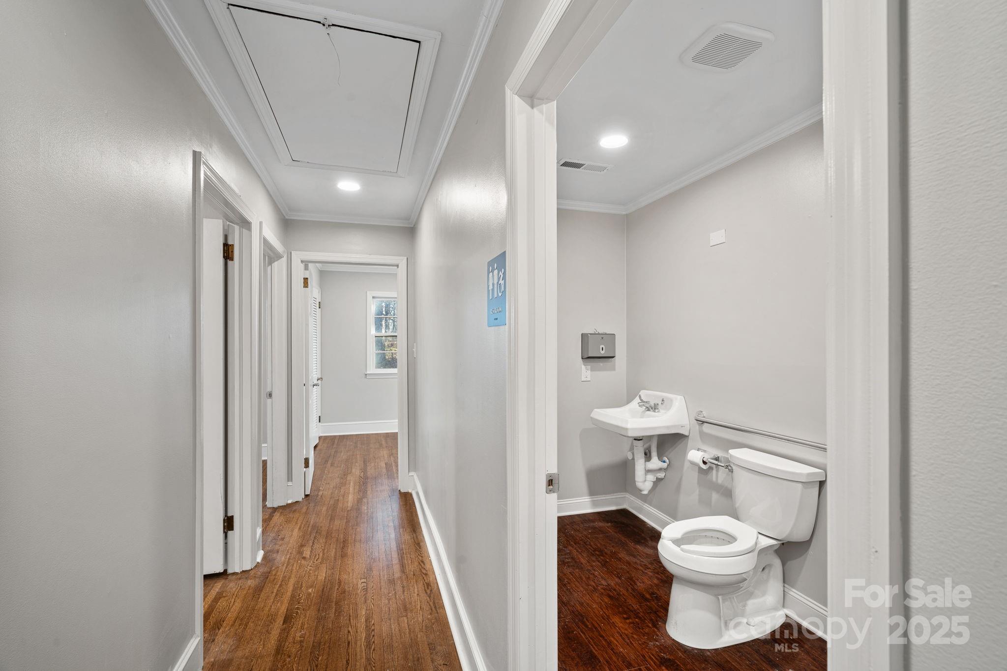 247 Unionville Indian Trail Road Property Photo 10