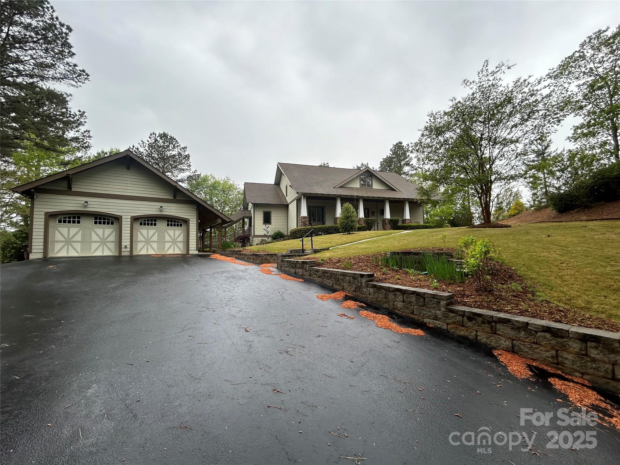 2071 Starboard Lane Property Photo