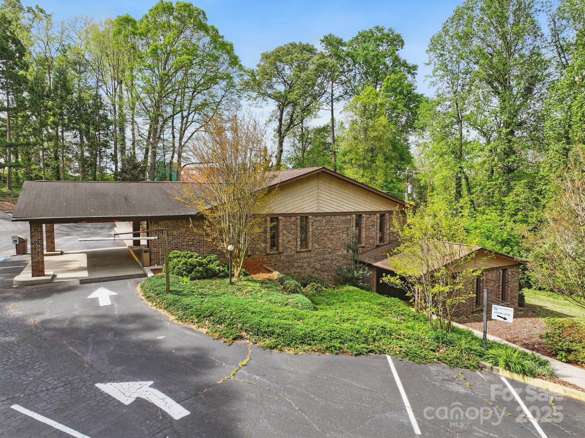141 Tryon Road Property Photo