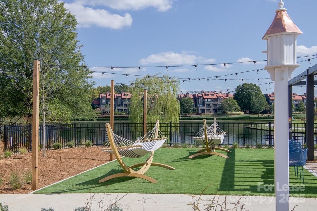 6010 Jasmine Lane B2 Property Photo 8