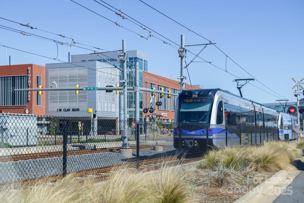 6010 Jasmine Lane B2 Property Photo 17