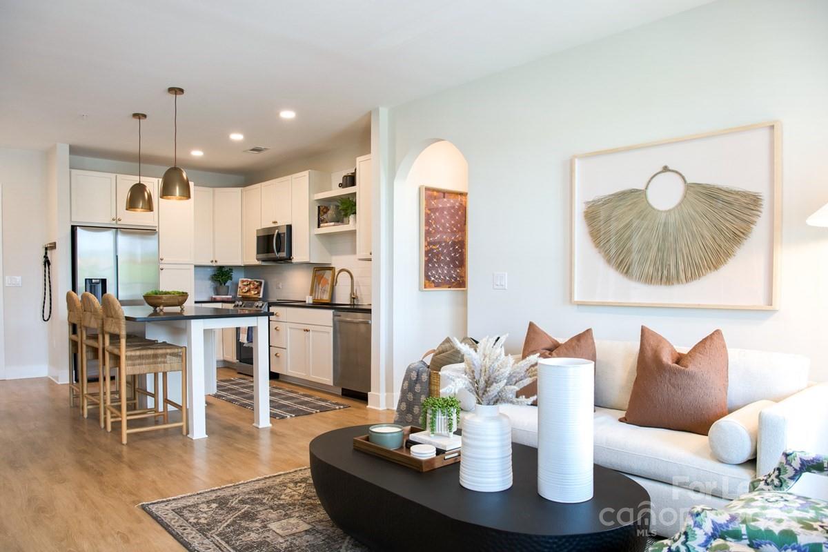 6010 Jasmine Lane B2 Property Photo 30