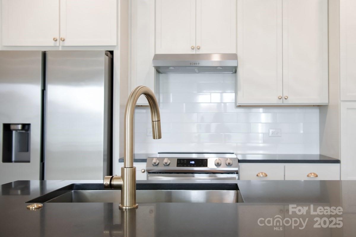 6010 Jasmine Lane B2 Property Photo 31