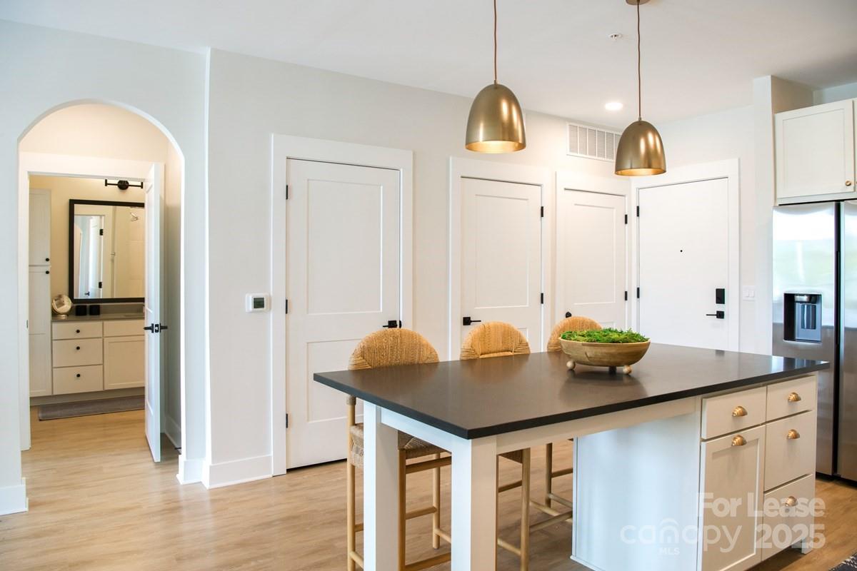 6010 Jasmine Lane B2 Property Photo 37