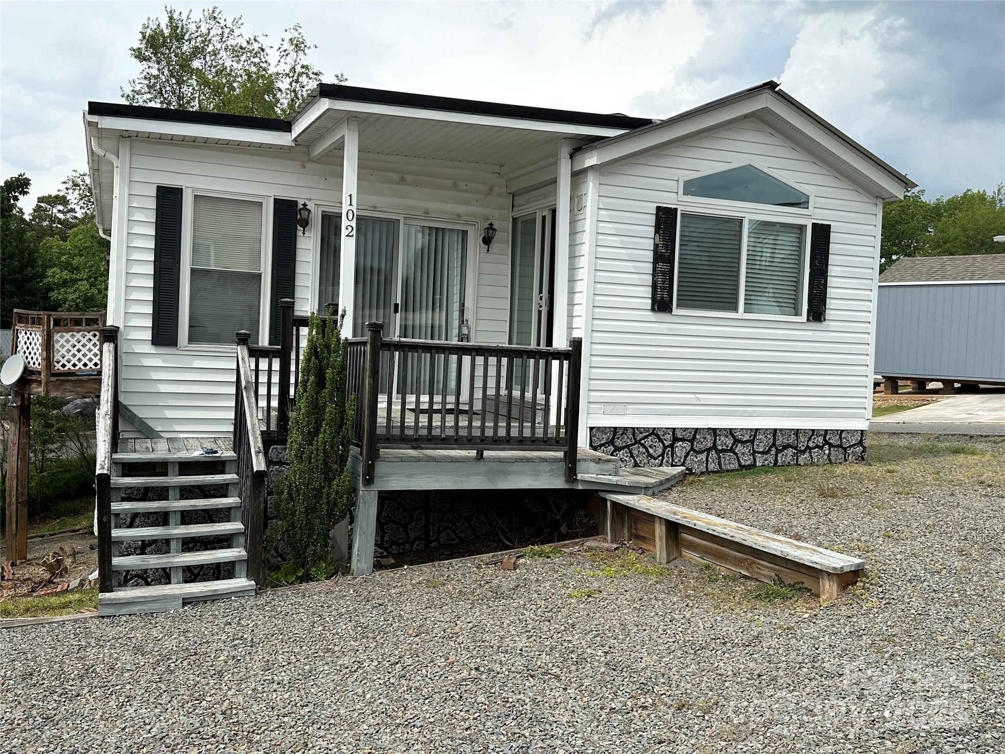 102 Eagle Lane Property Photo