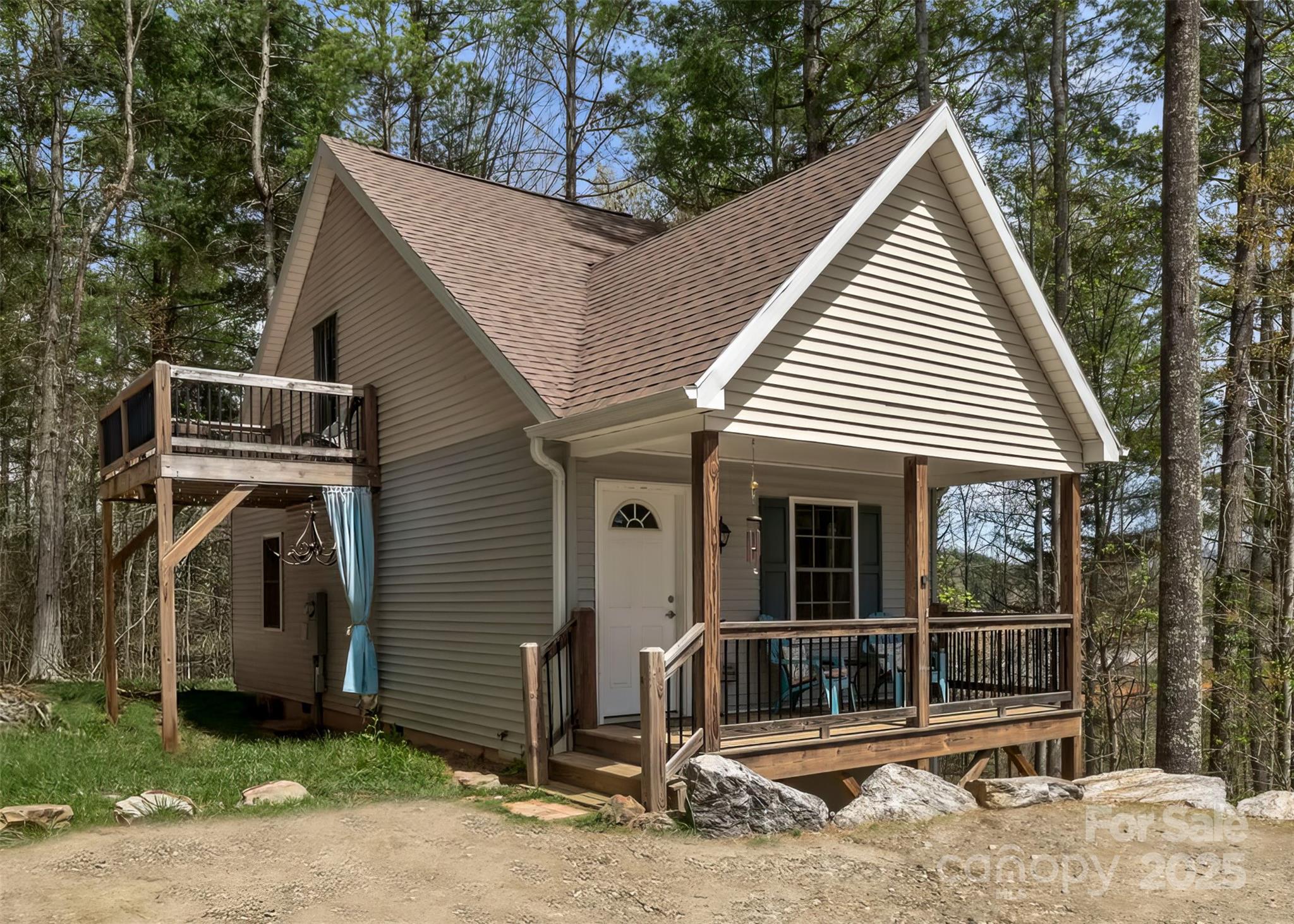 201 Pine Ridge Road Property Photo