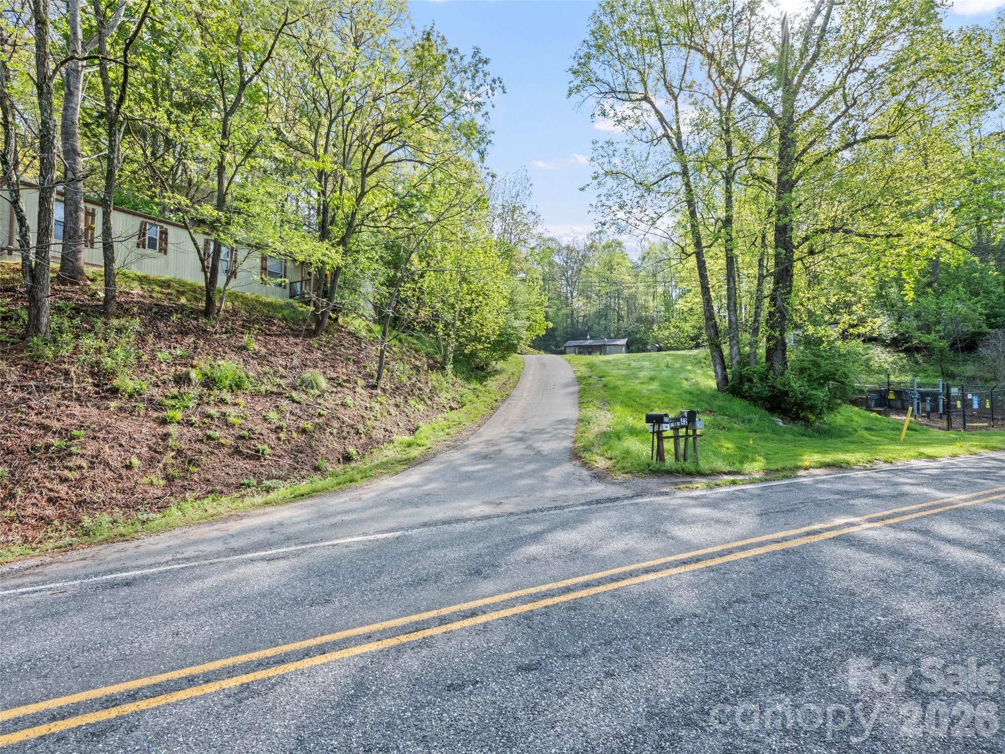 42 Violet Drive Property Photo 12