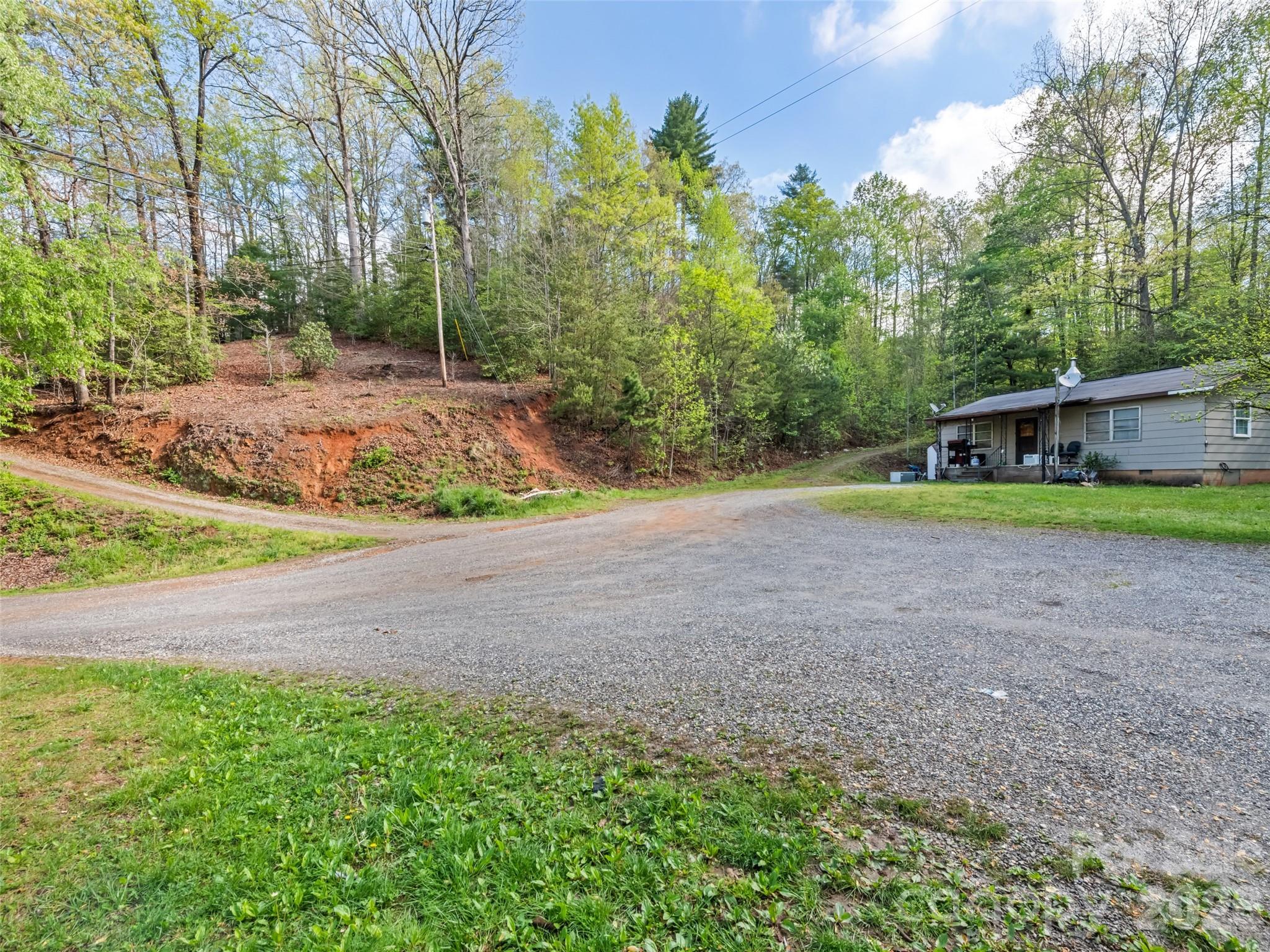 42 Violet Drive Property Photo 16
