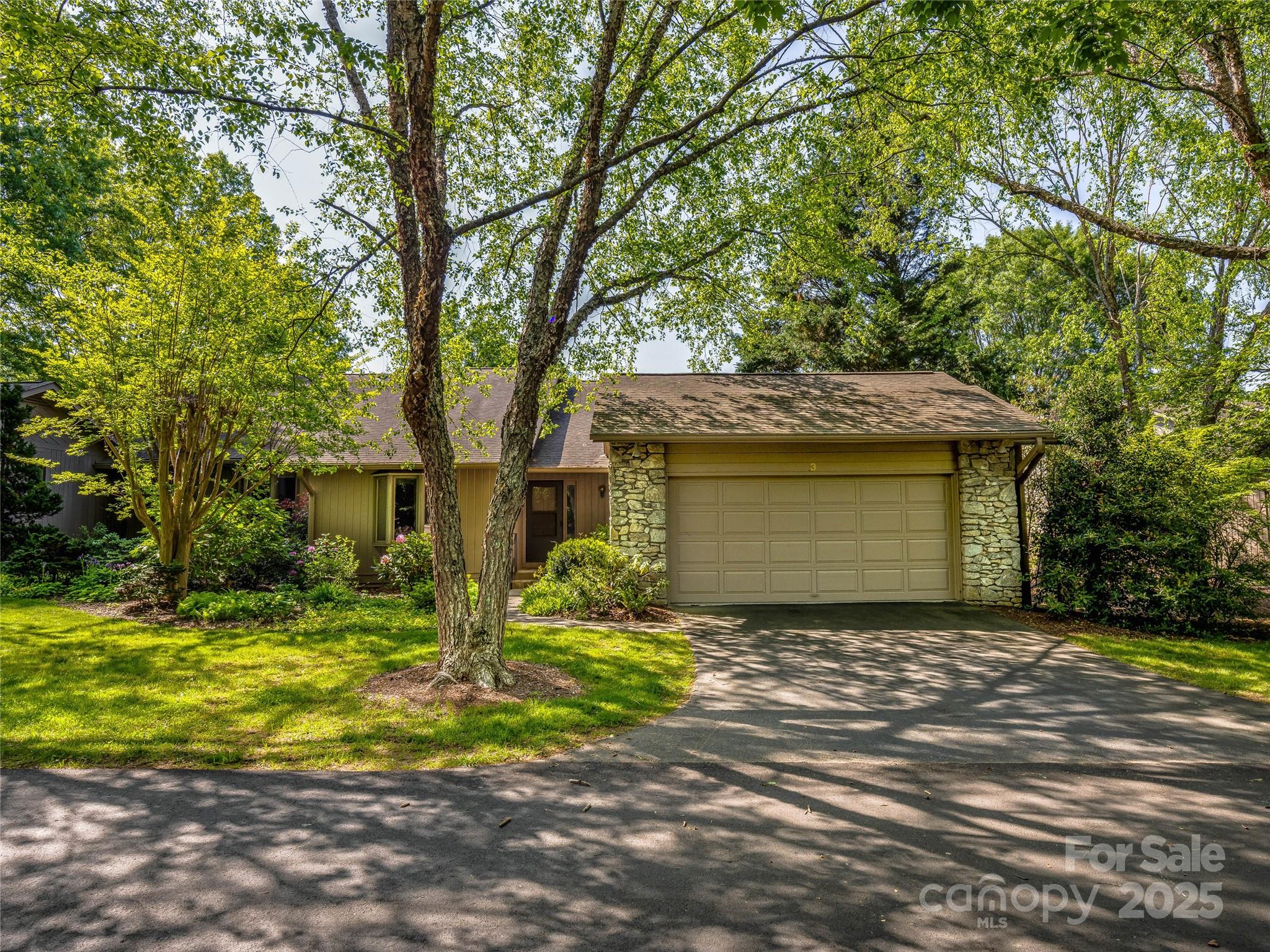 3 Governors Drive Property Photo