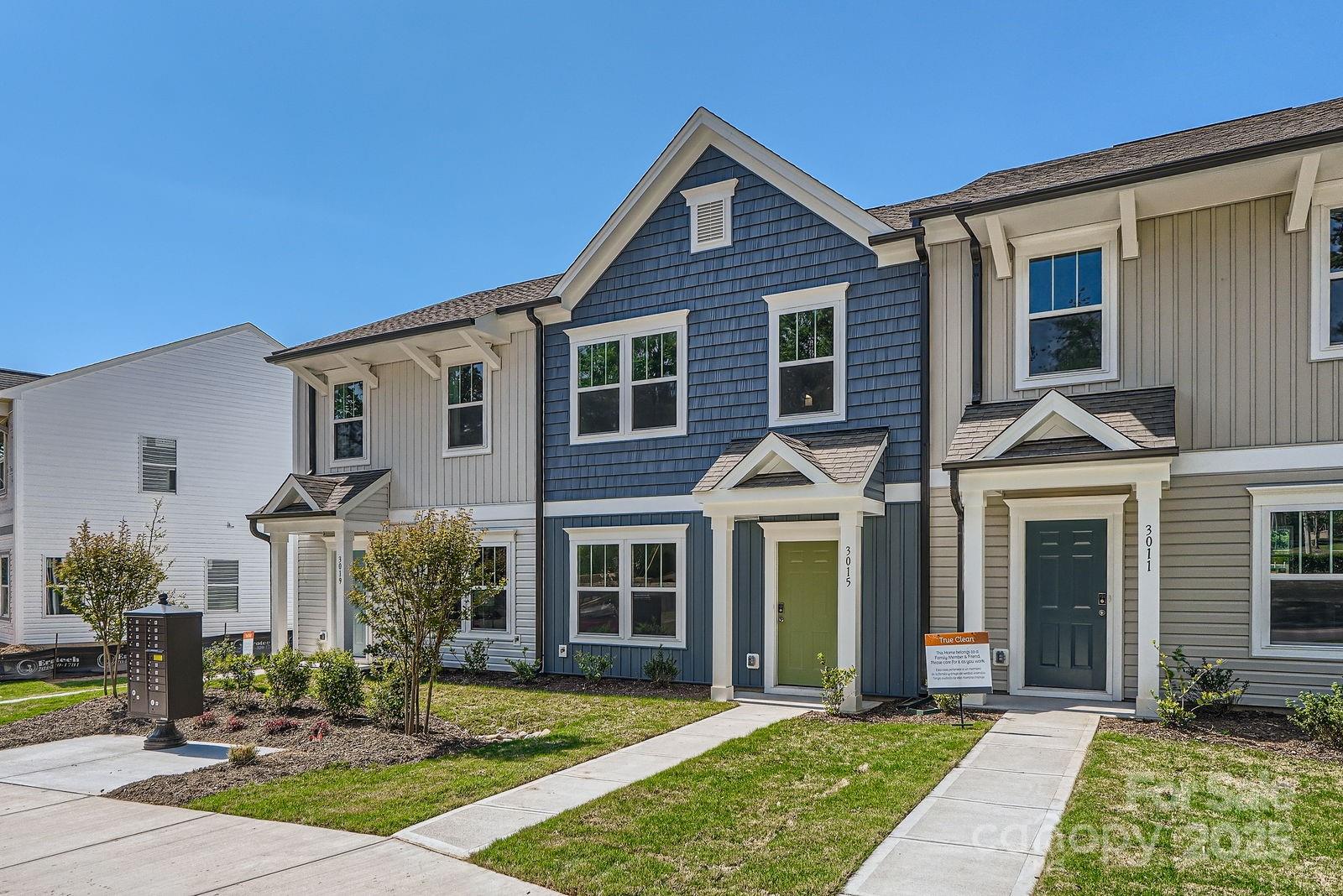 3015 Howell Mill Road Property Photo 3