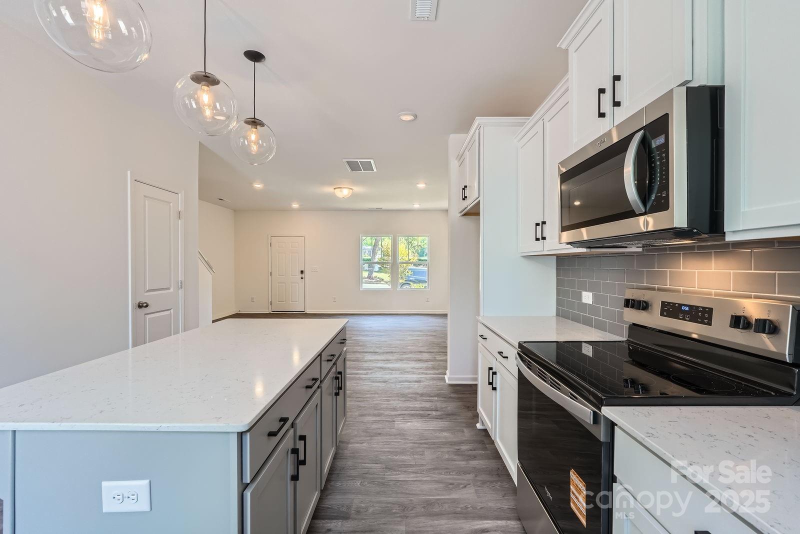 3015 Howell Mill Road Property Photo 13