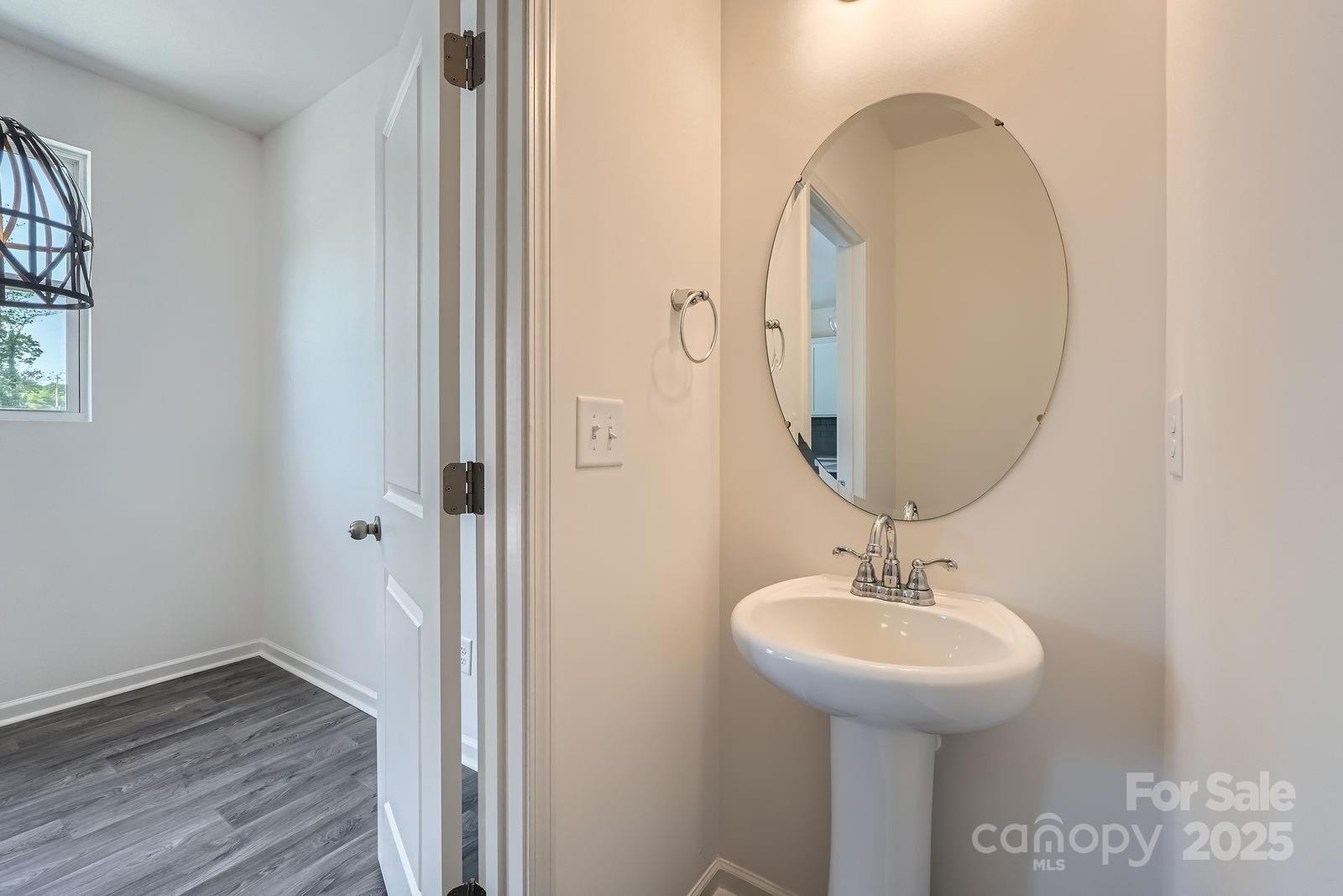 3015 Howell Mill Road Property Photo 17