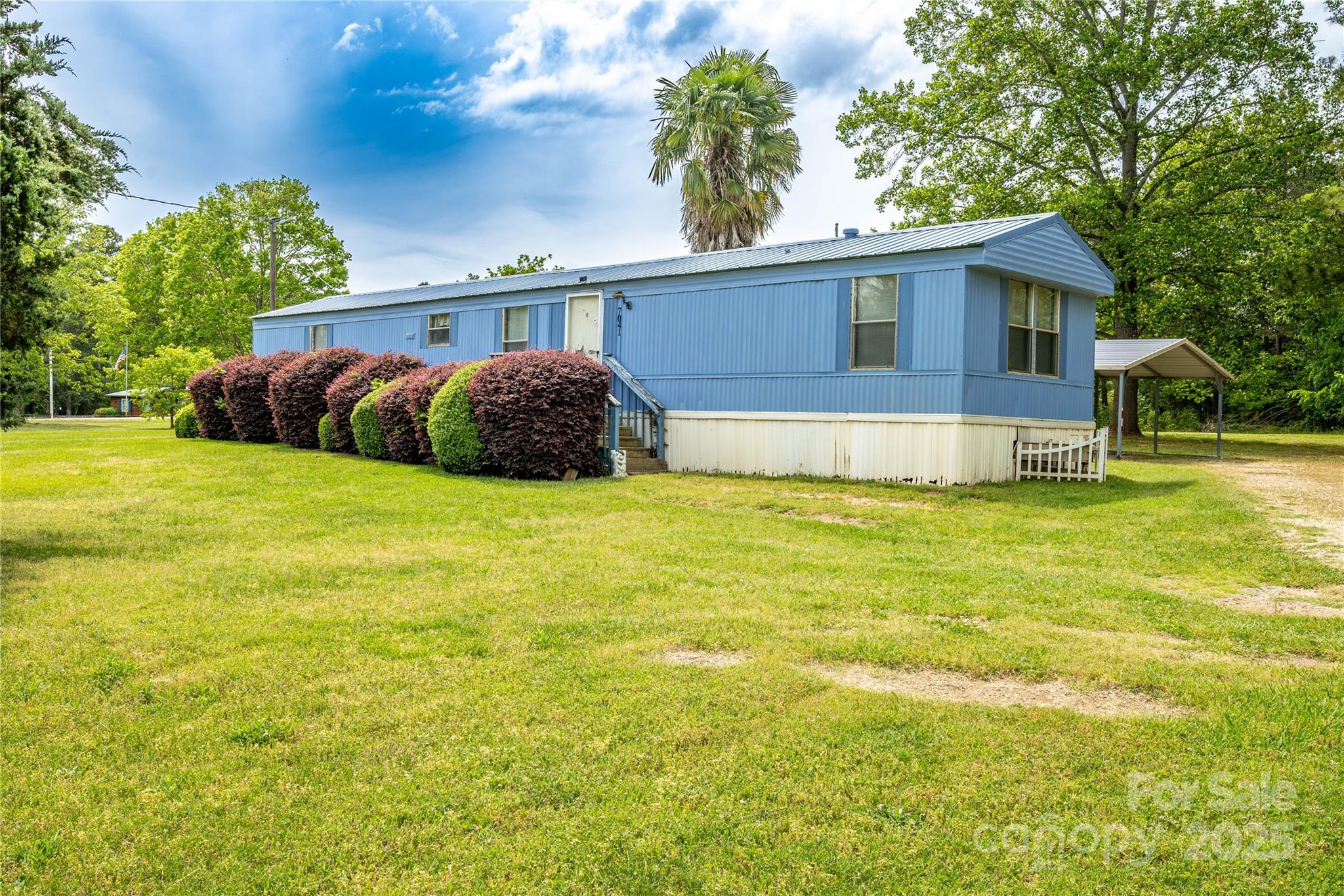 7041 Kays Drive Property Photo