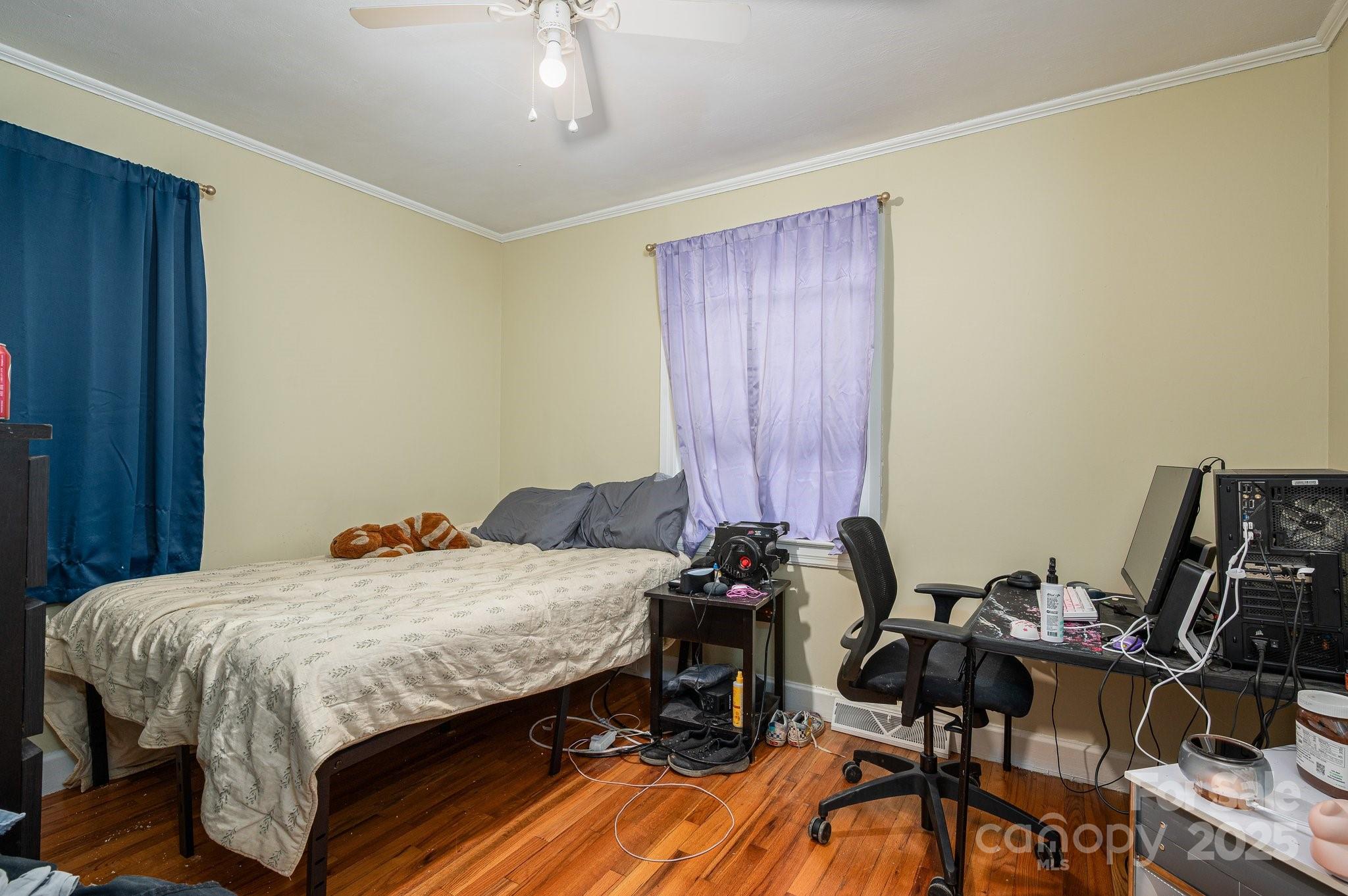 400 Houser Street Property Photo 18