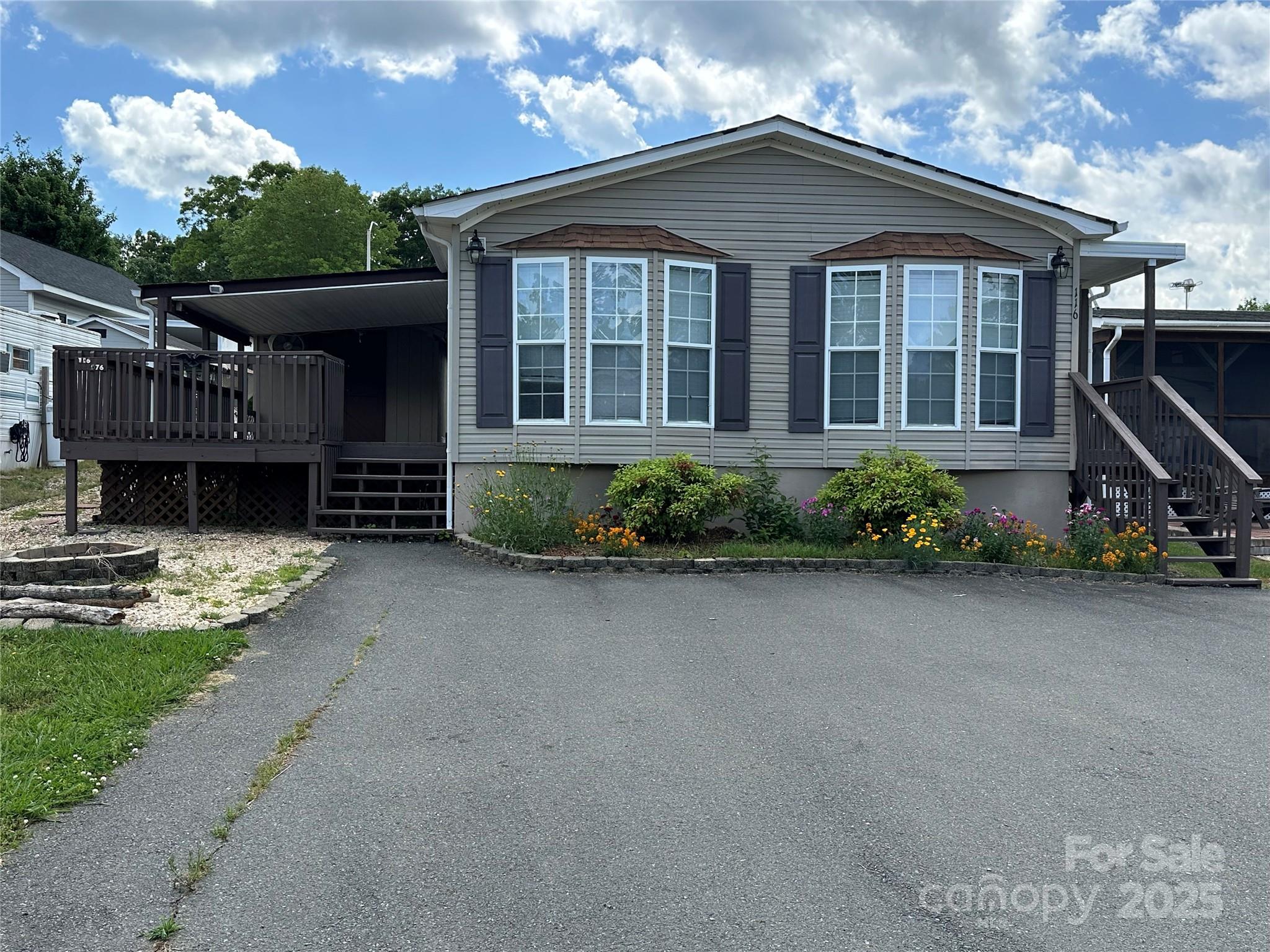 116 Dove Lane Property Photo