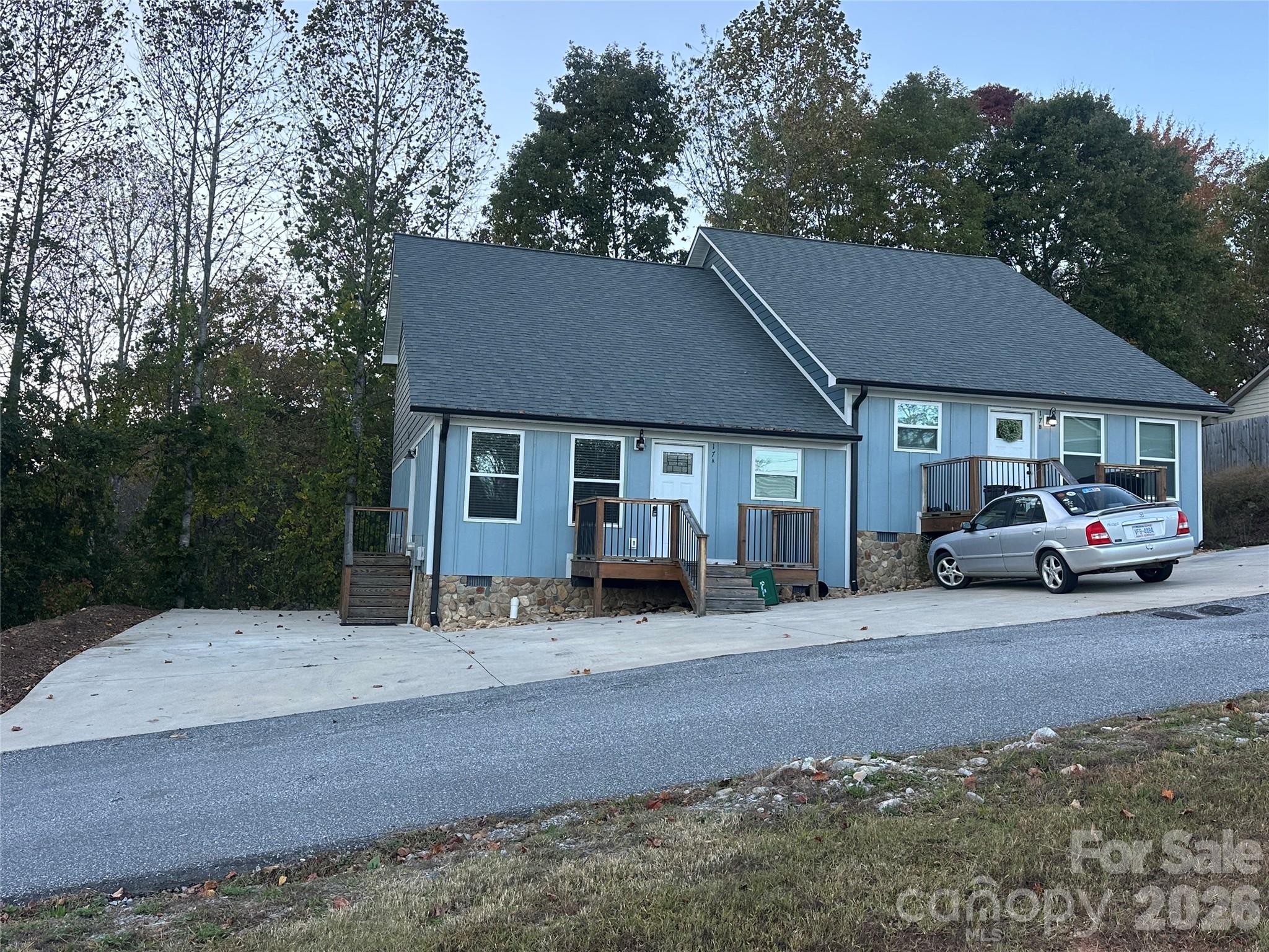 17 Meredith Lane Property Photo 1