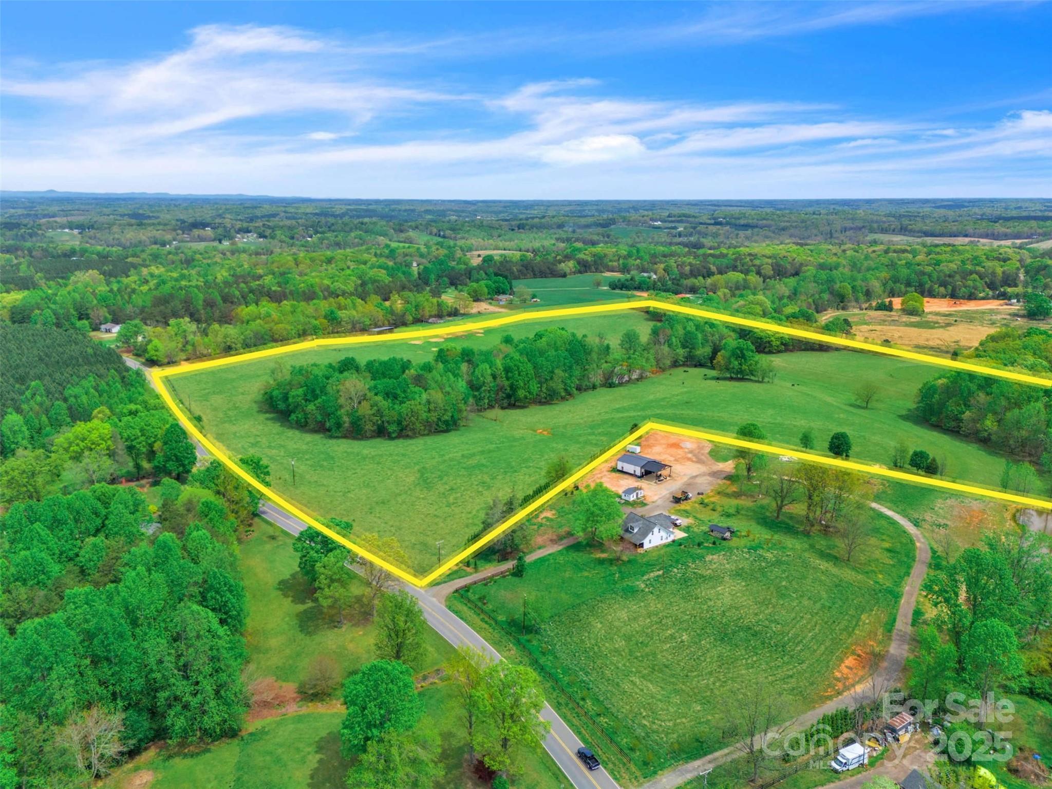 1376 Lowrance Road Property Photo 11