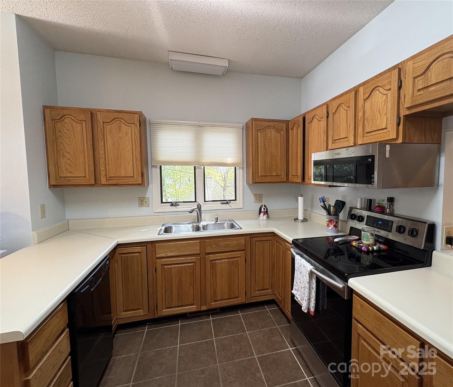 305 Piney Mountain Drive R1 Property Photo 6