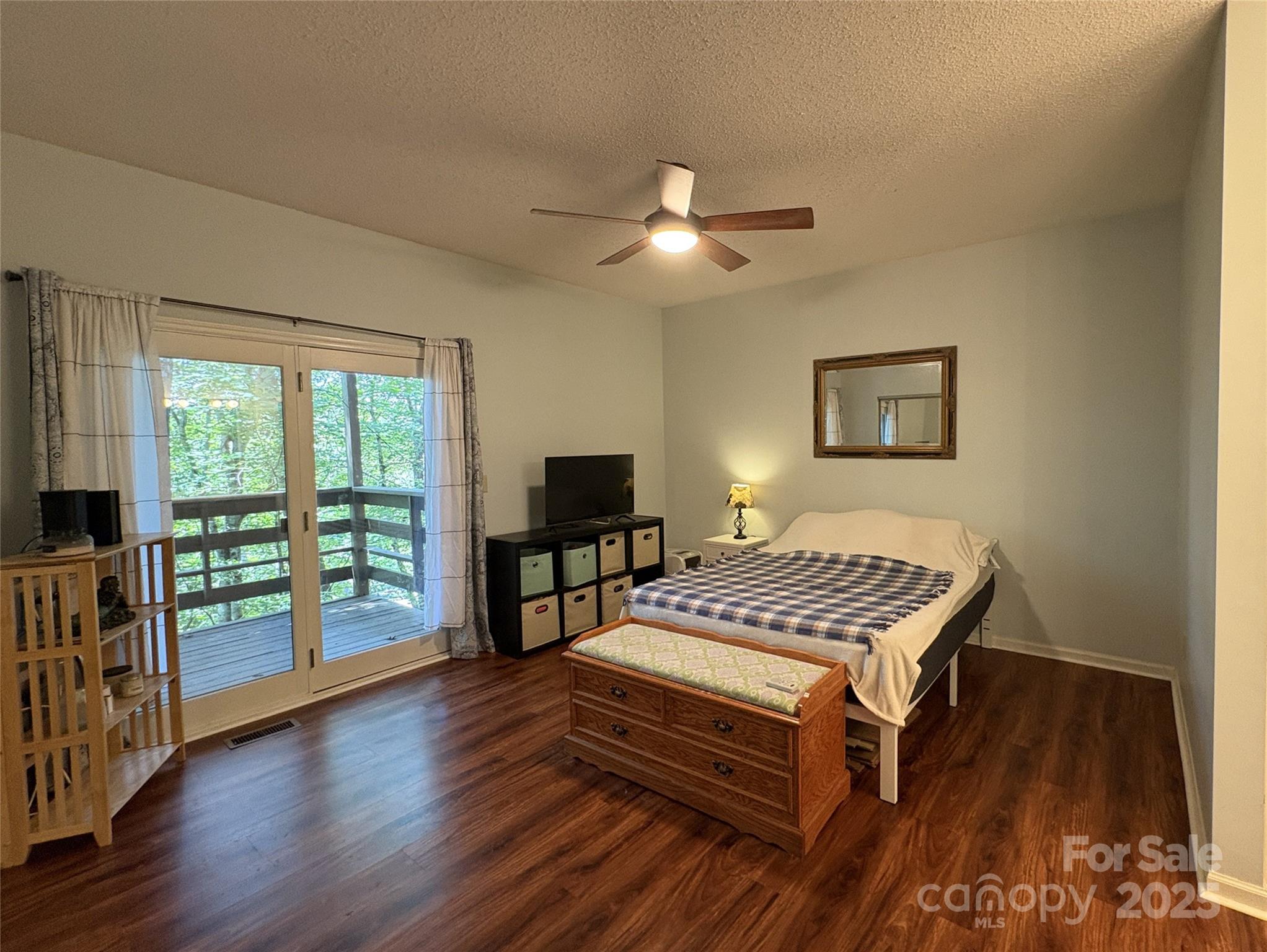 305 Piney Mountain Drive R1 Property Photo 10